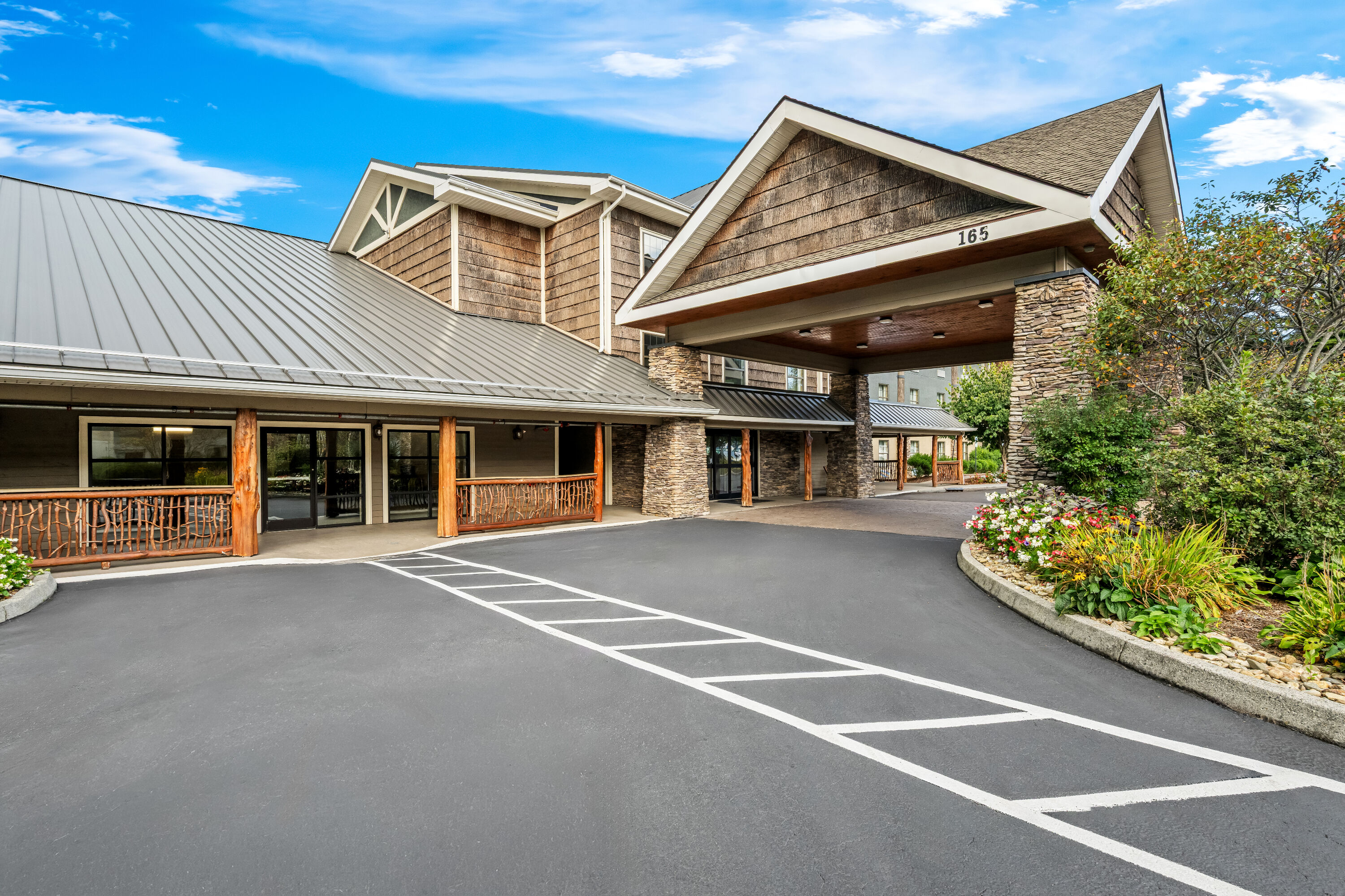 Exterior Day Image of La Quinta Inn & Suites by Wyndham Boone University hotel in Boone, North Carolina