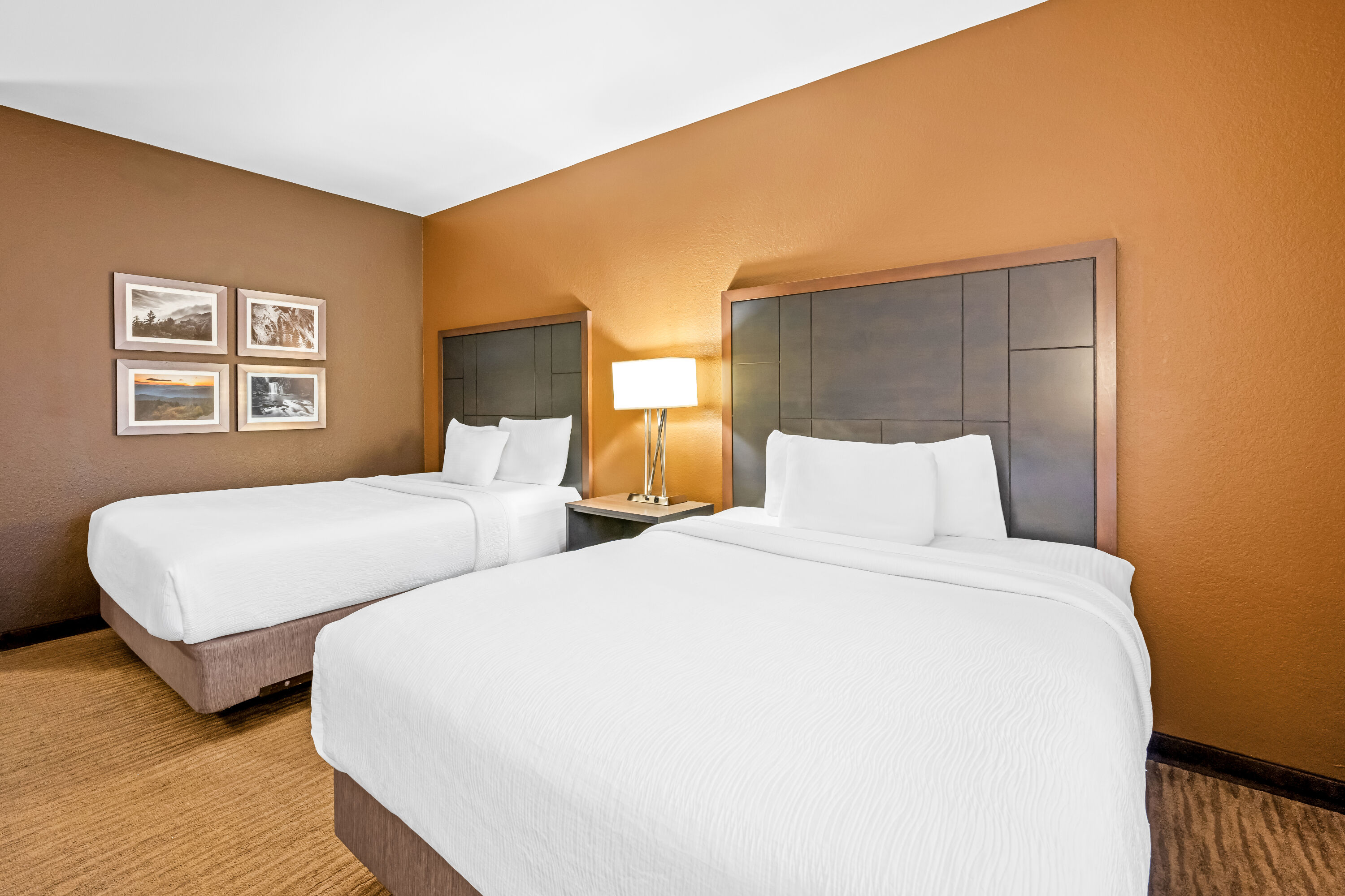 Double bed guest room at the La Quinta Inn & Suites by Wyndham Boone University in Boone, North Carolina