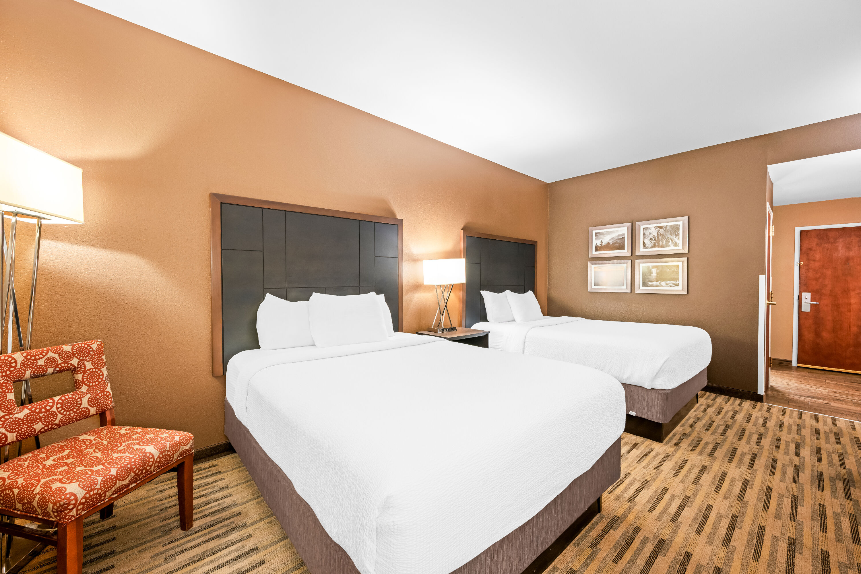 Double bed guest room at the La Quinta Inn & Suites by Wyndham Boone University in Boone, North Carolina