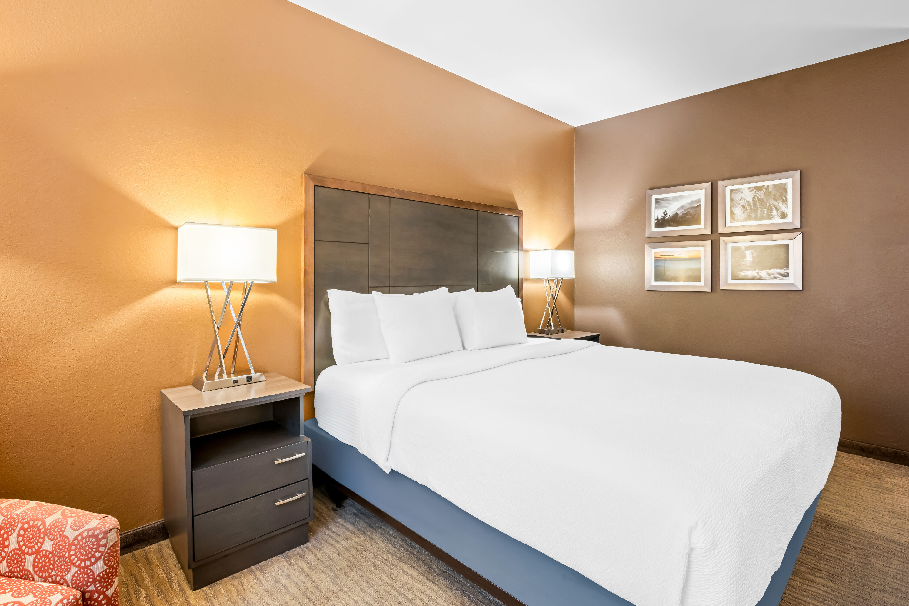 King bed guest room at the La Quinta Inn & Suites by Wyndham Boone University in Boone, North Carolina