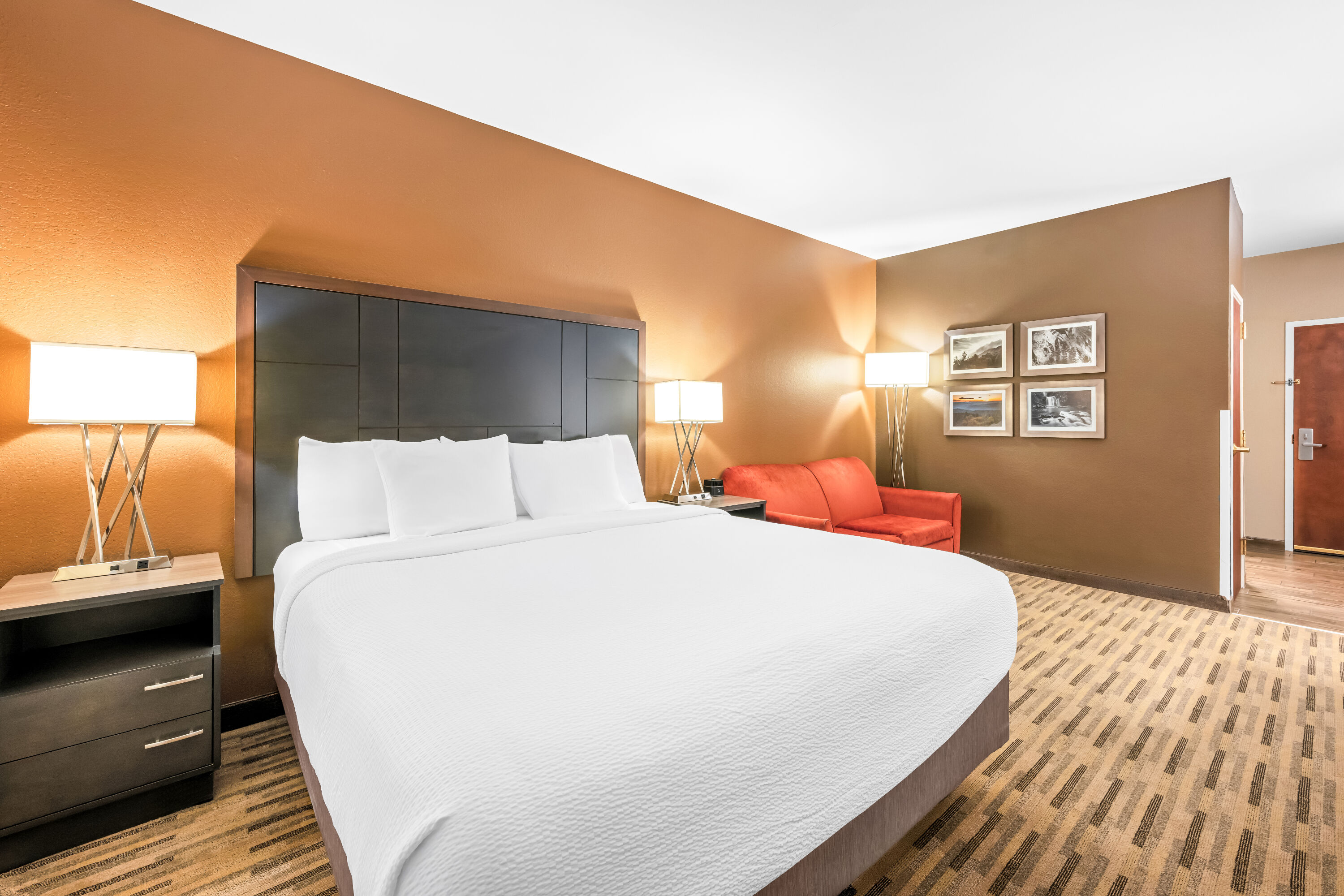 King bed guest room at the La Quinta Inn & Suites by Wyndham Boone University in Boone, North Carolina