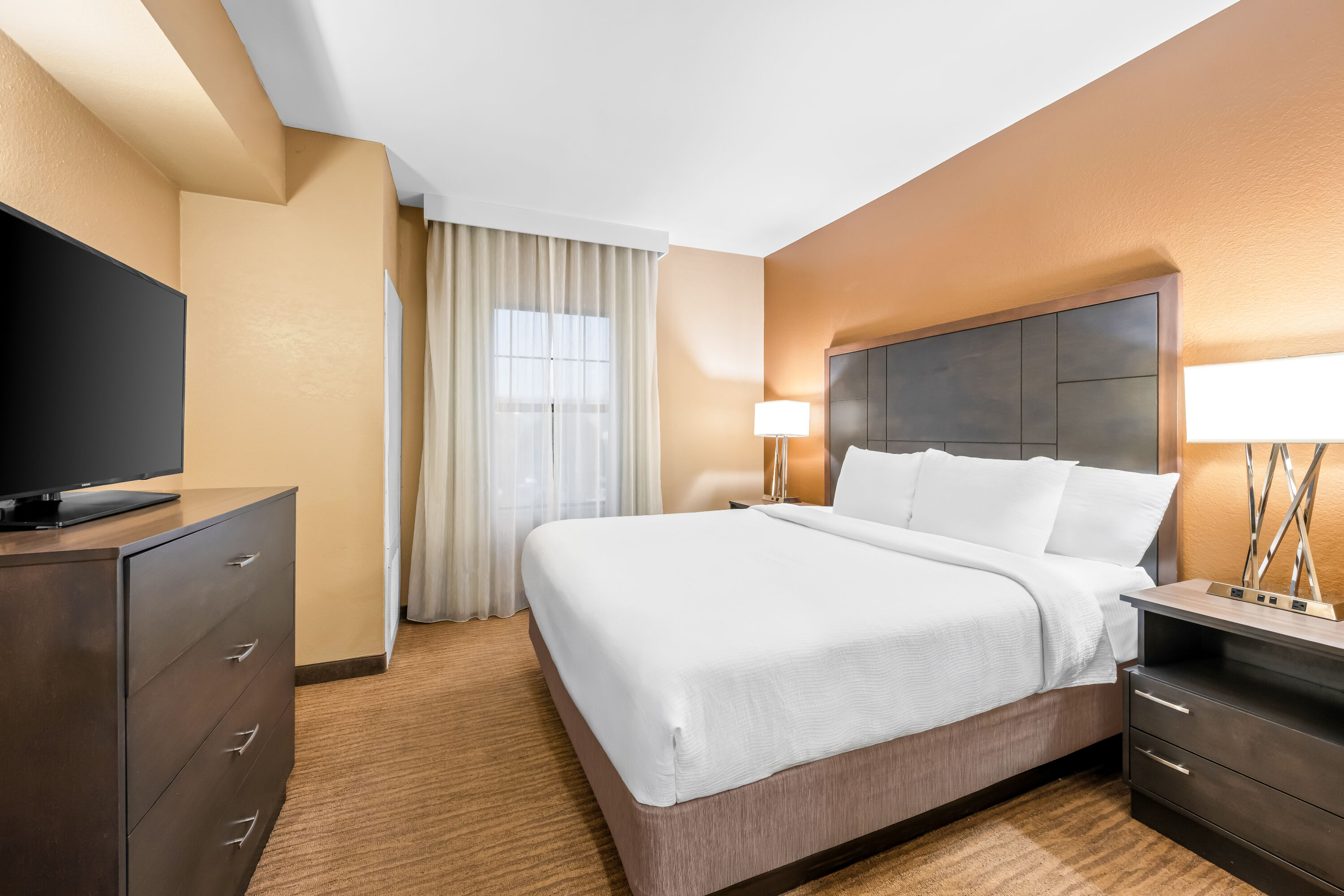 La Quinta Inn & Suites by Wyndham Boone University suite in Boone, North Carolina