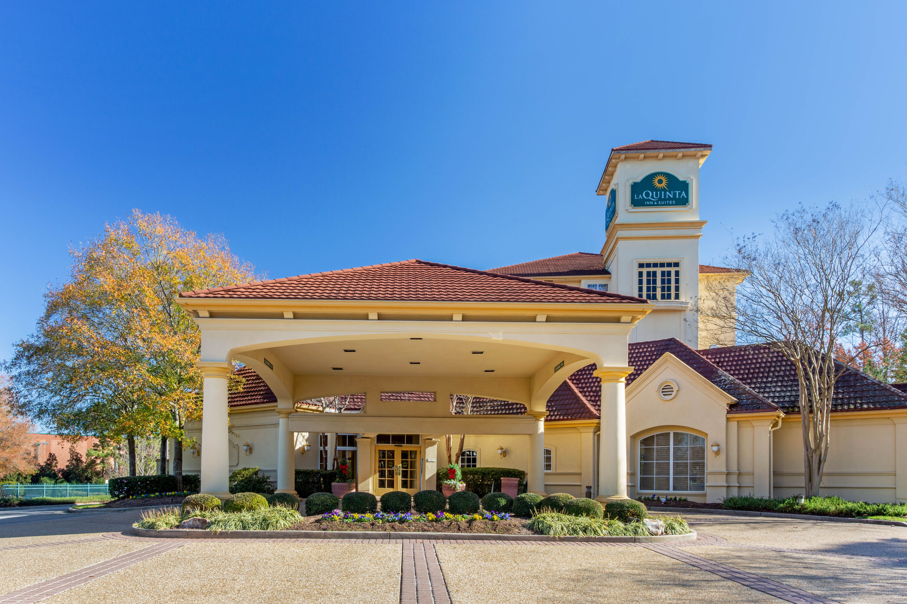 La Quinta Inn Suites By Wyndham Raleigh Cary Cary Nc Hotels