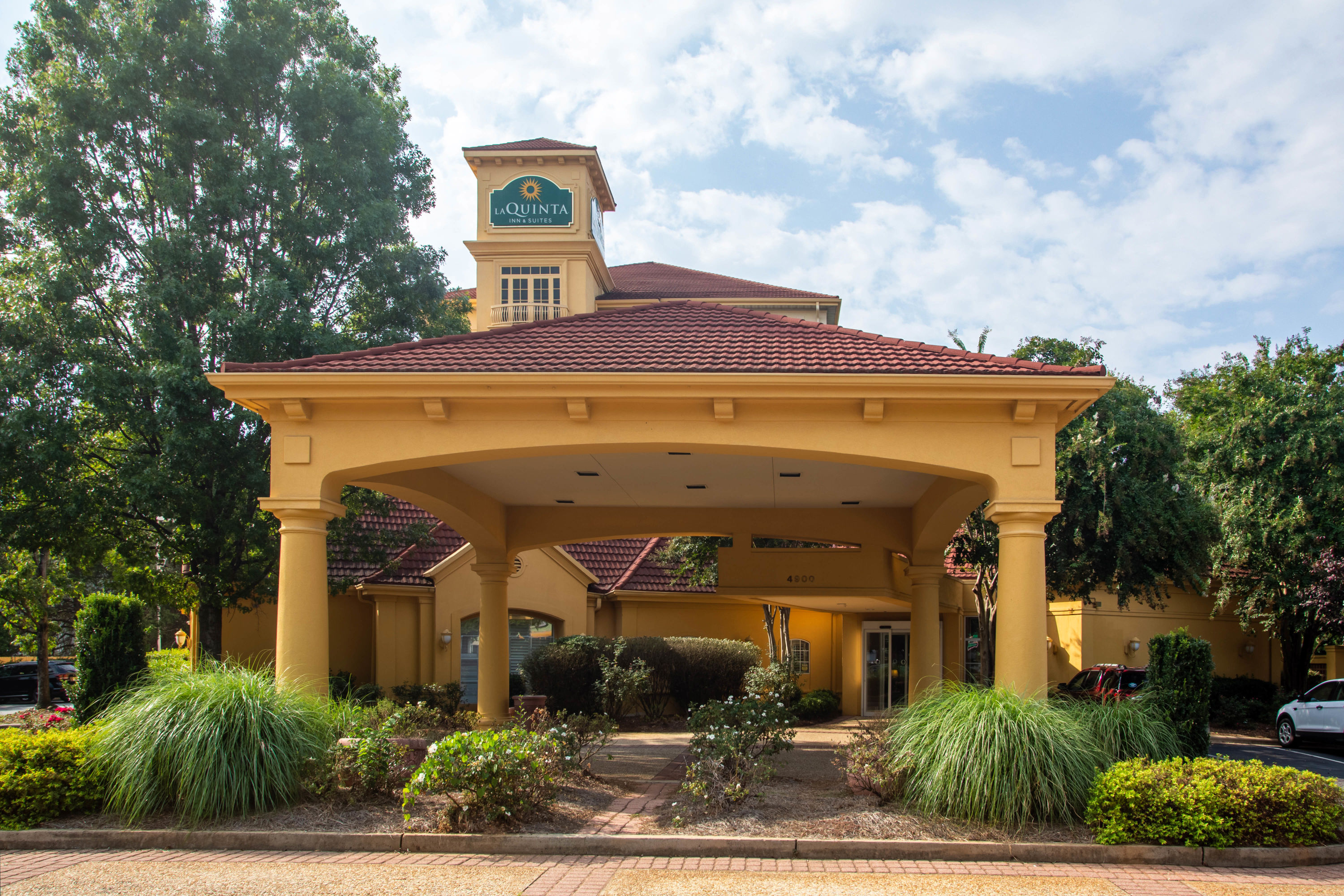 La Quinta Inn Suites By Wyndham Charlotte Airport South