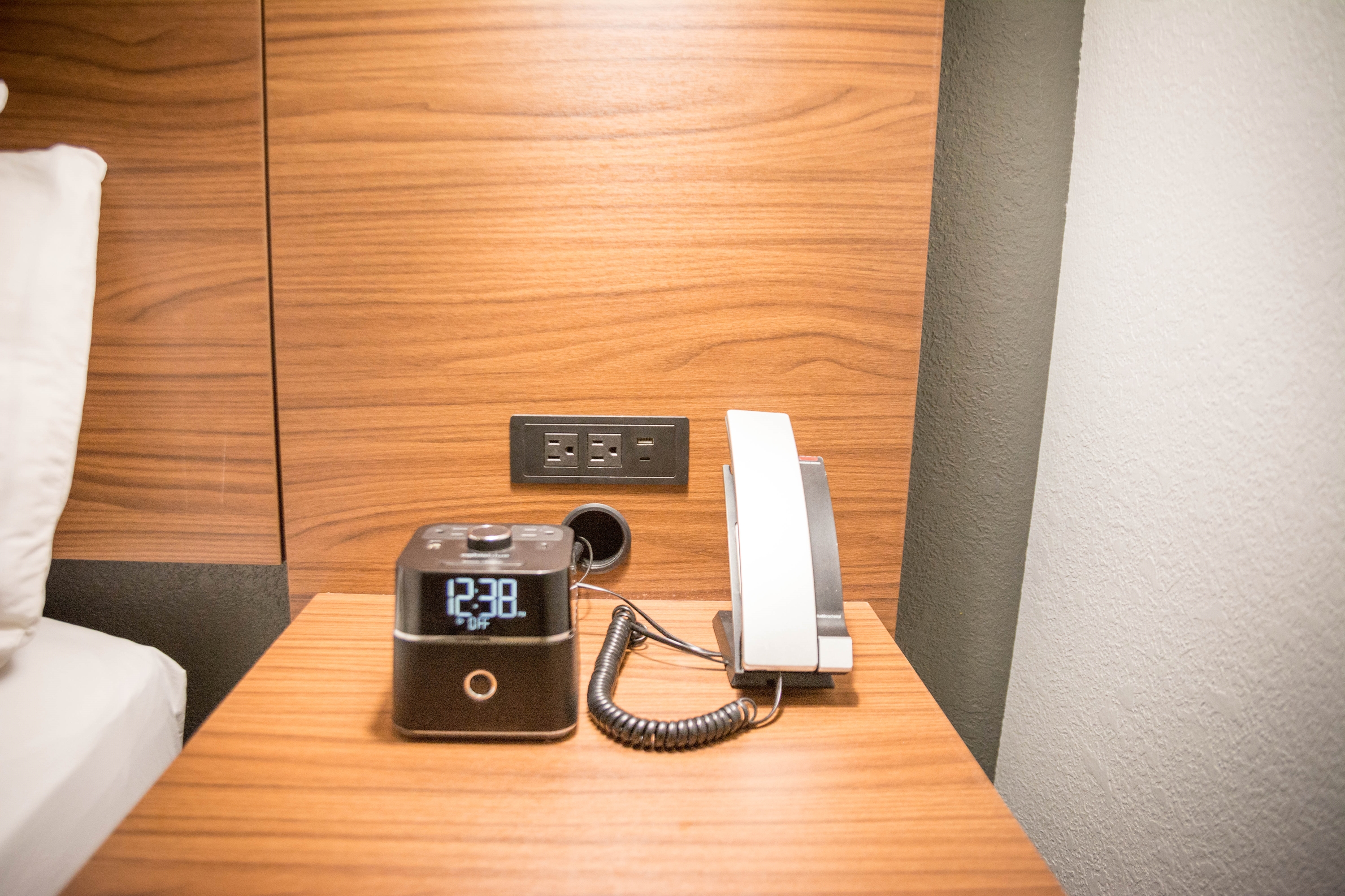 Guest room at the La Quinta Inn & Suites by Wyndham Fayetteville I-95 in Fayetteville, North Carolina