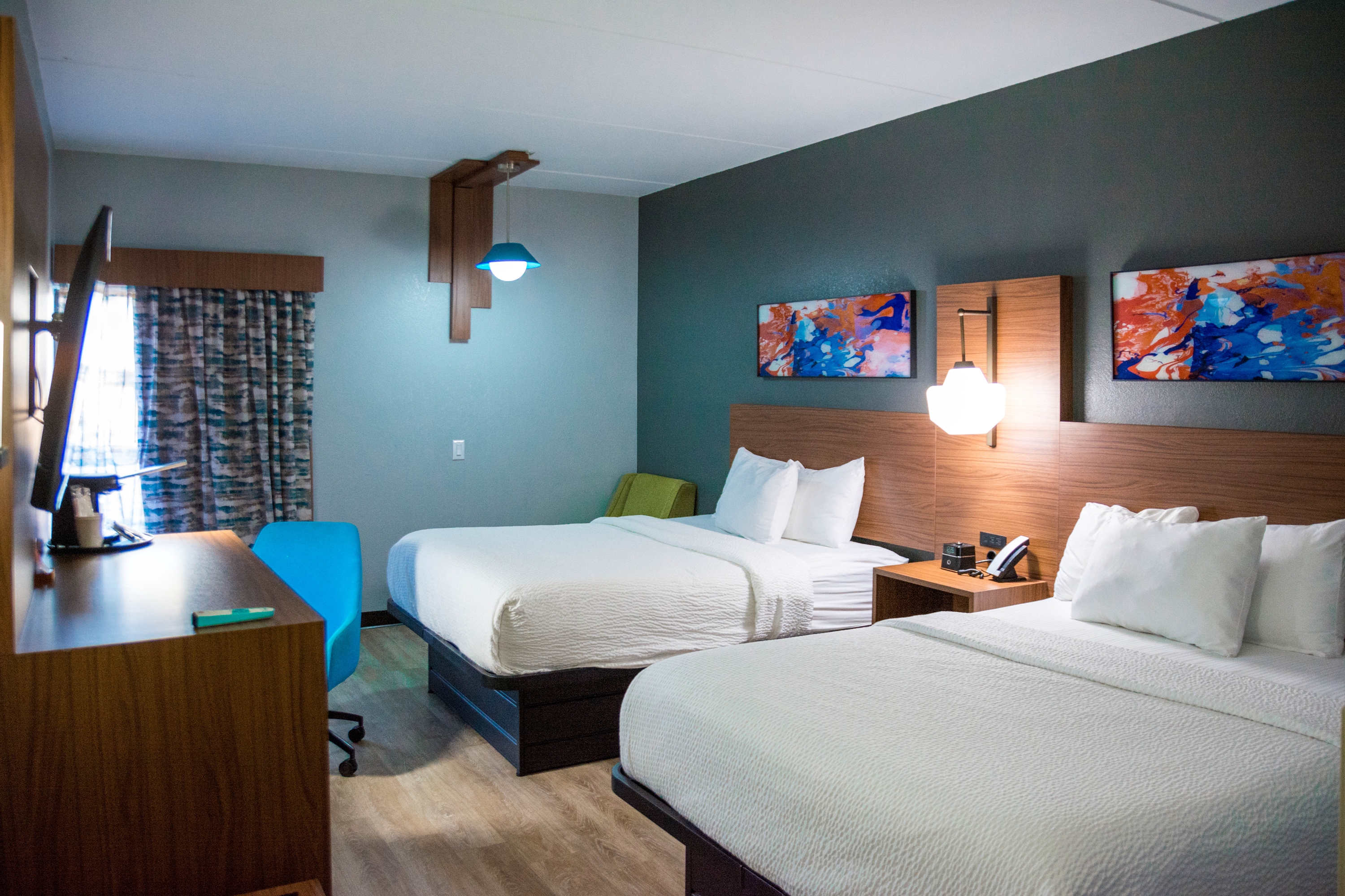 Guest room at the La Quinta Inn & Suites by Wyndham Fayetteville I-95 in Fayetteville, North Carolina