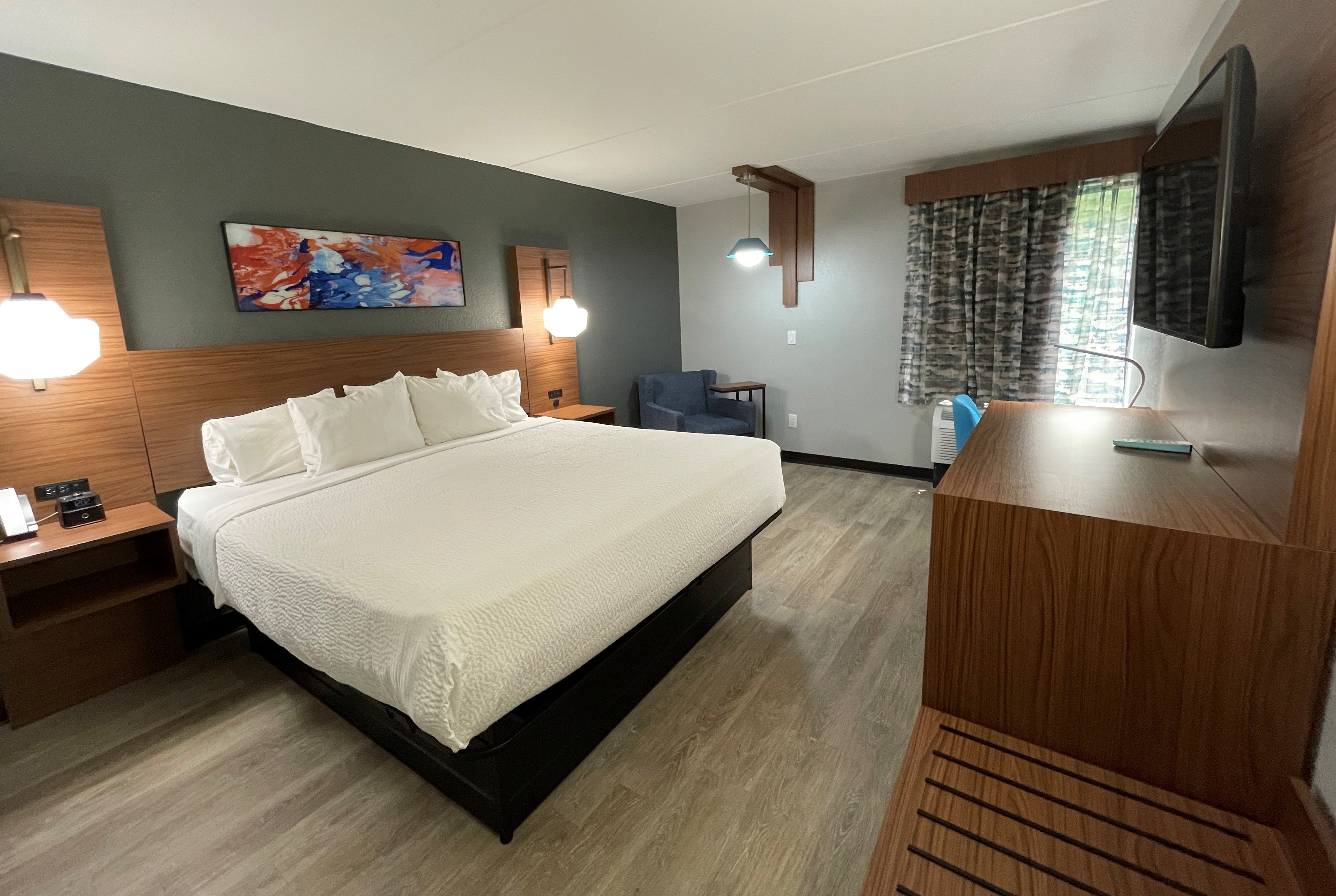 Guest room at the La Quinta Inn & Suites by Wyndham Fayetteville I-95 in Fayetteville, North Carolina