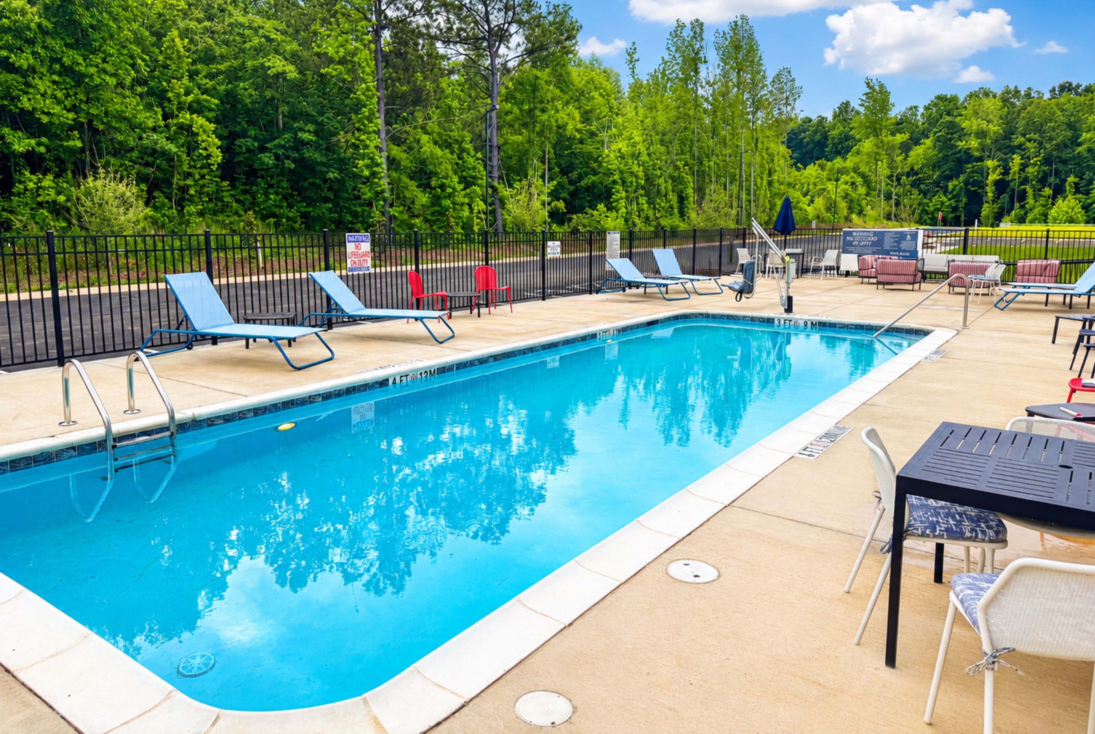 Pool at the La Quinta Inn & Suites by Wyndham Mebane in Mebane, North Carolina