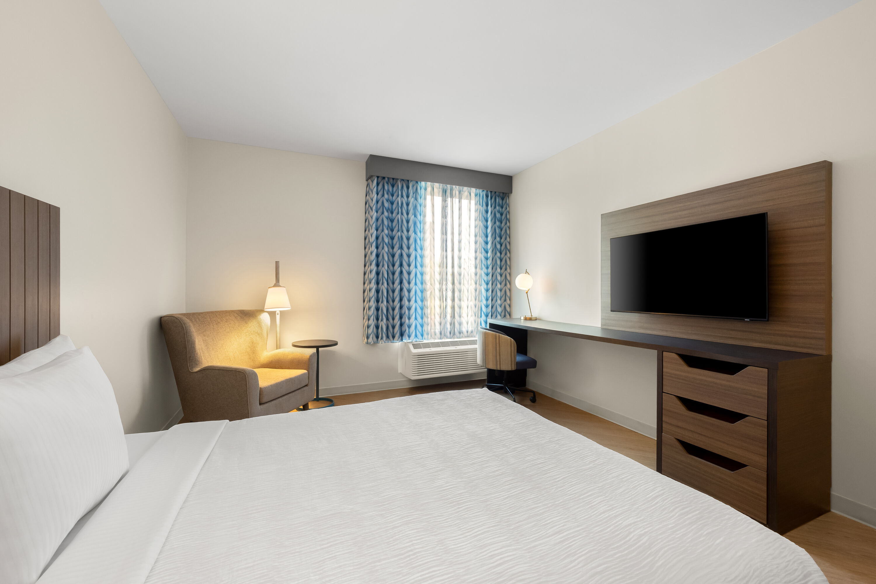 Double bed guest room at the La Quinta Inn & Suites by Wyndham Mebane in Mebane, North Carolina