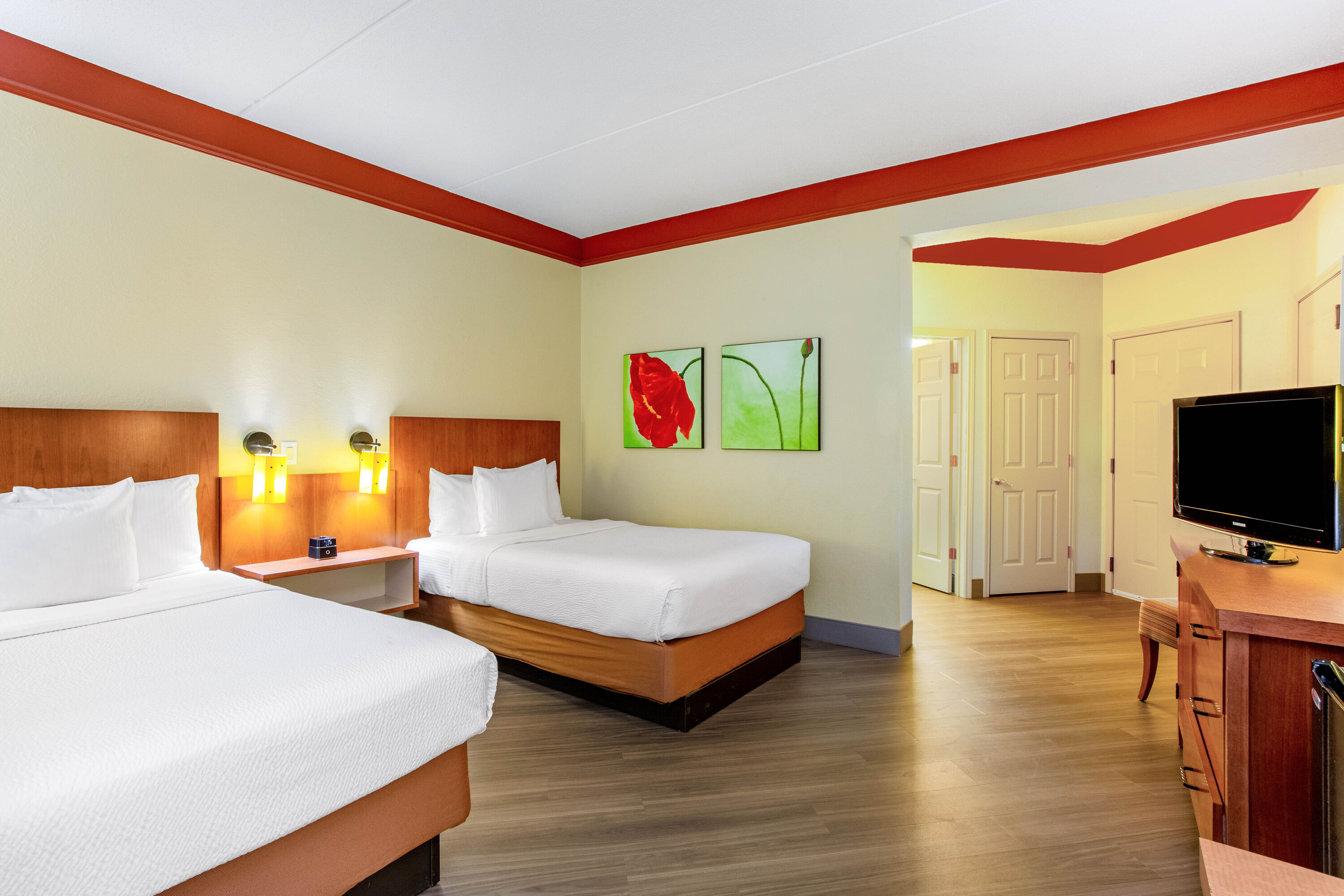 Guest room at the La Quinta Inn & Suites by Wyndham Raleigh Crabtree in Raleigh, North Carolina