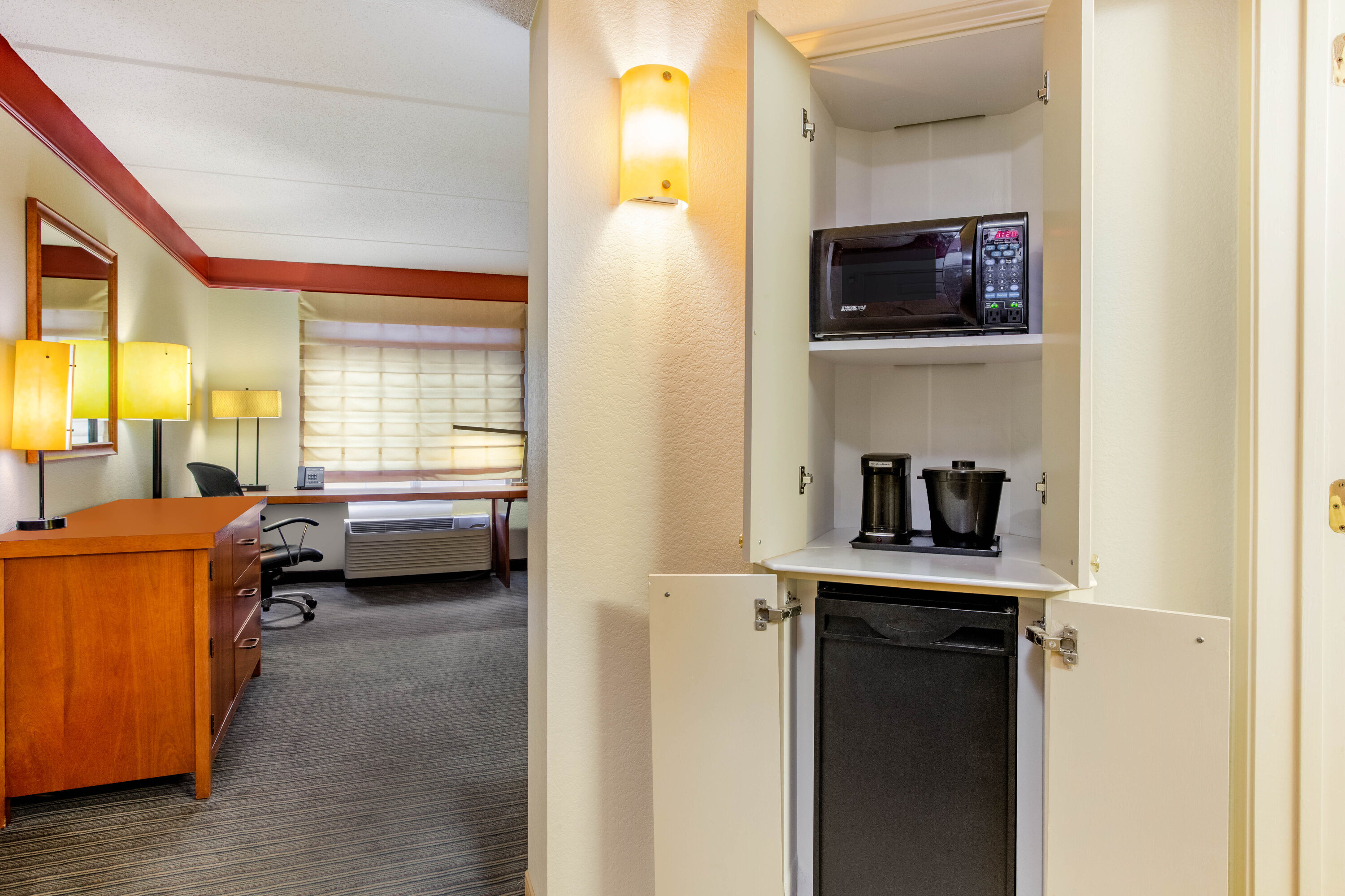 Guest room feature at the La Quinta Inn & Suites by Wyndham Raleigh Crabtree in Raleigh, North Carolina