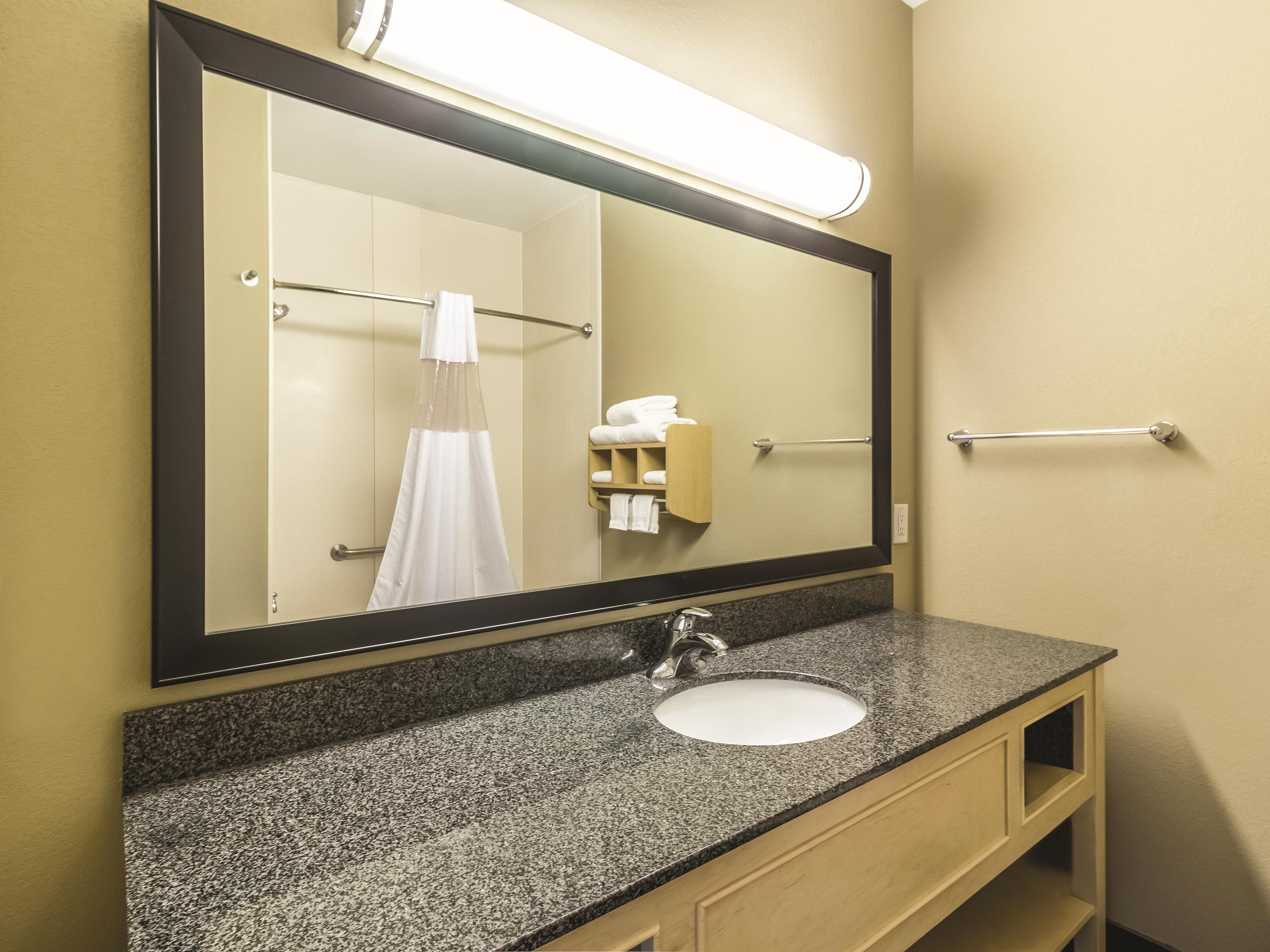 Guest room bath at the La Quinta Inn & Suites by Wyndham Fargo-Medical Center in Fargo, North Dakota