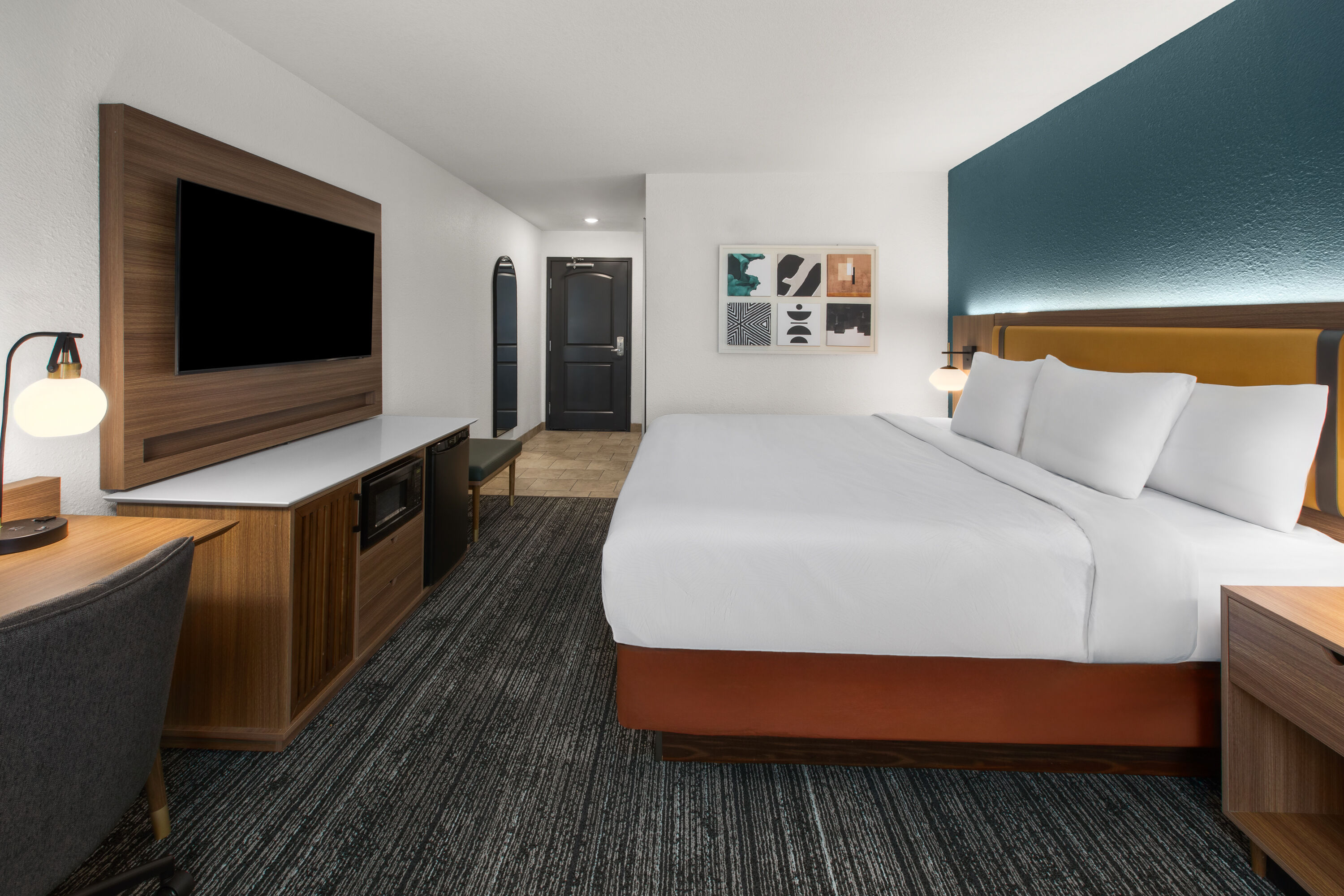 Guest room at the La Quinta Inn & Suites by Wyndham Minot in Minot, North Dakota