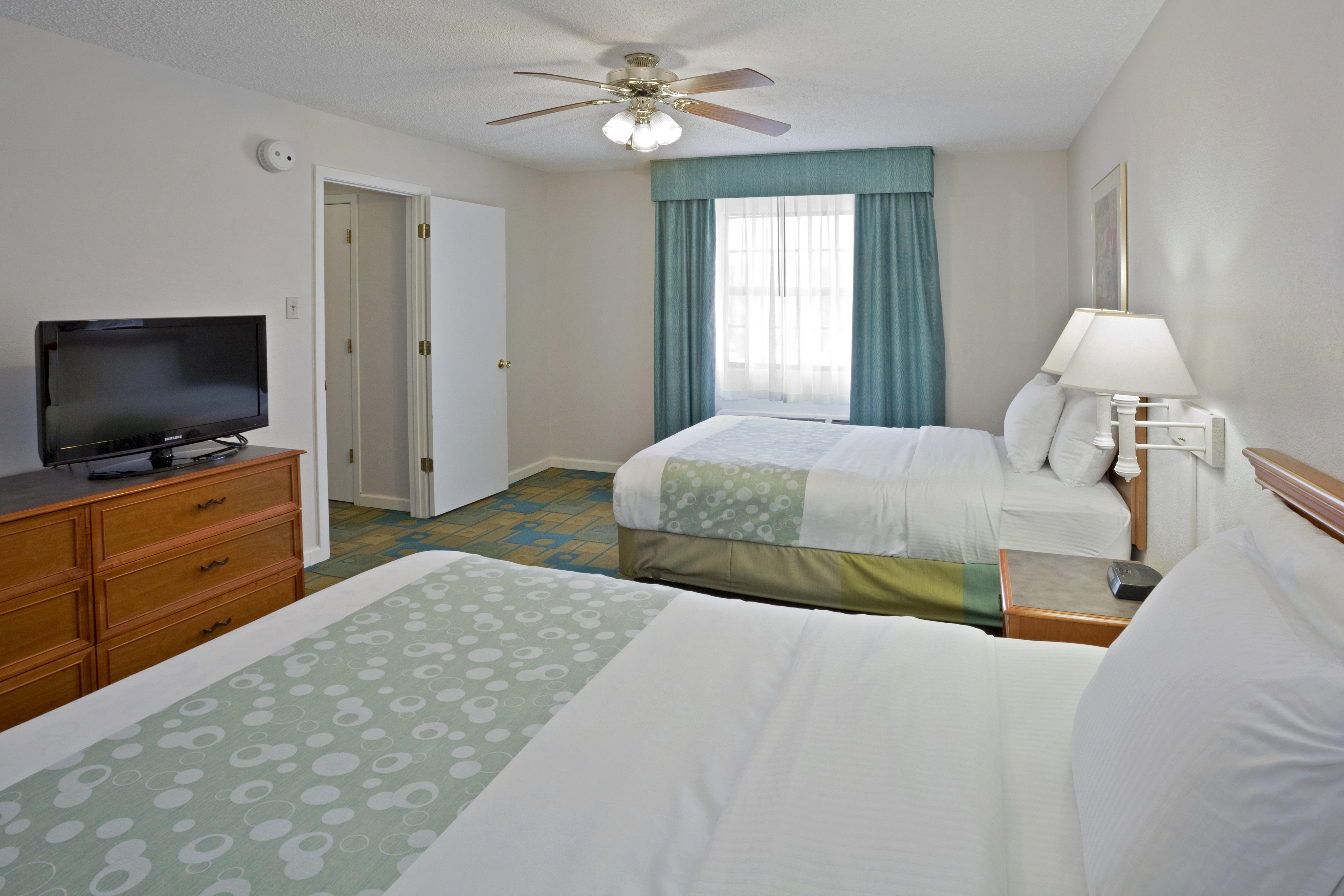 La Quinta Inn By Wyndham Omaha West Omaha Ne Hotels