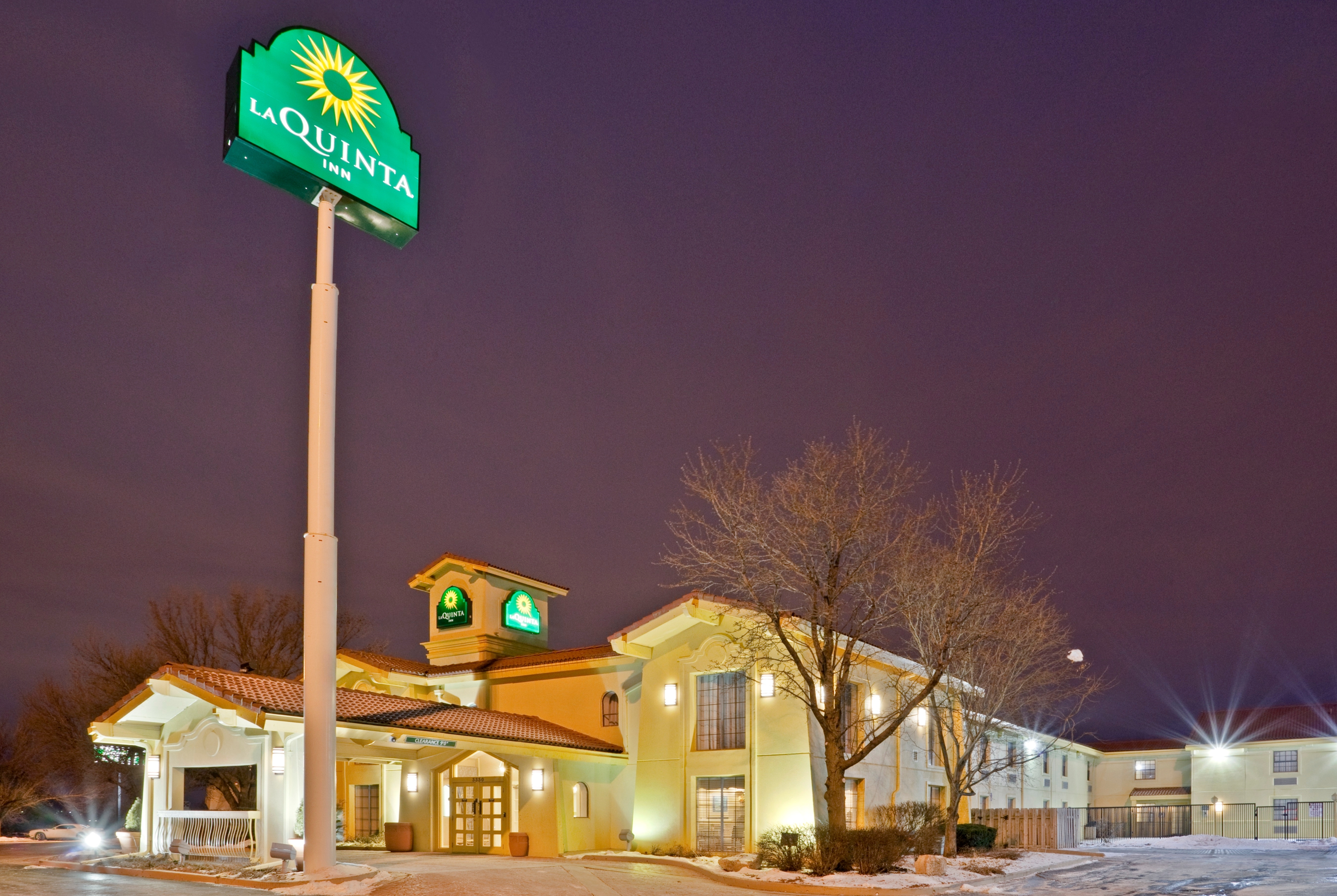 Exterior of La Quinta Inn by Wyndham Omaha West hotel in Omaha, Nebraska