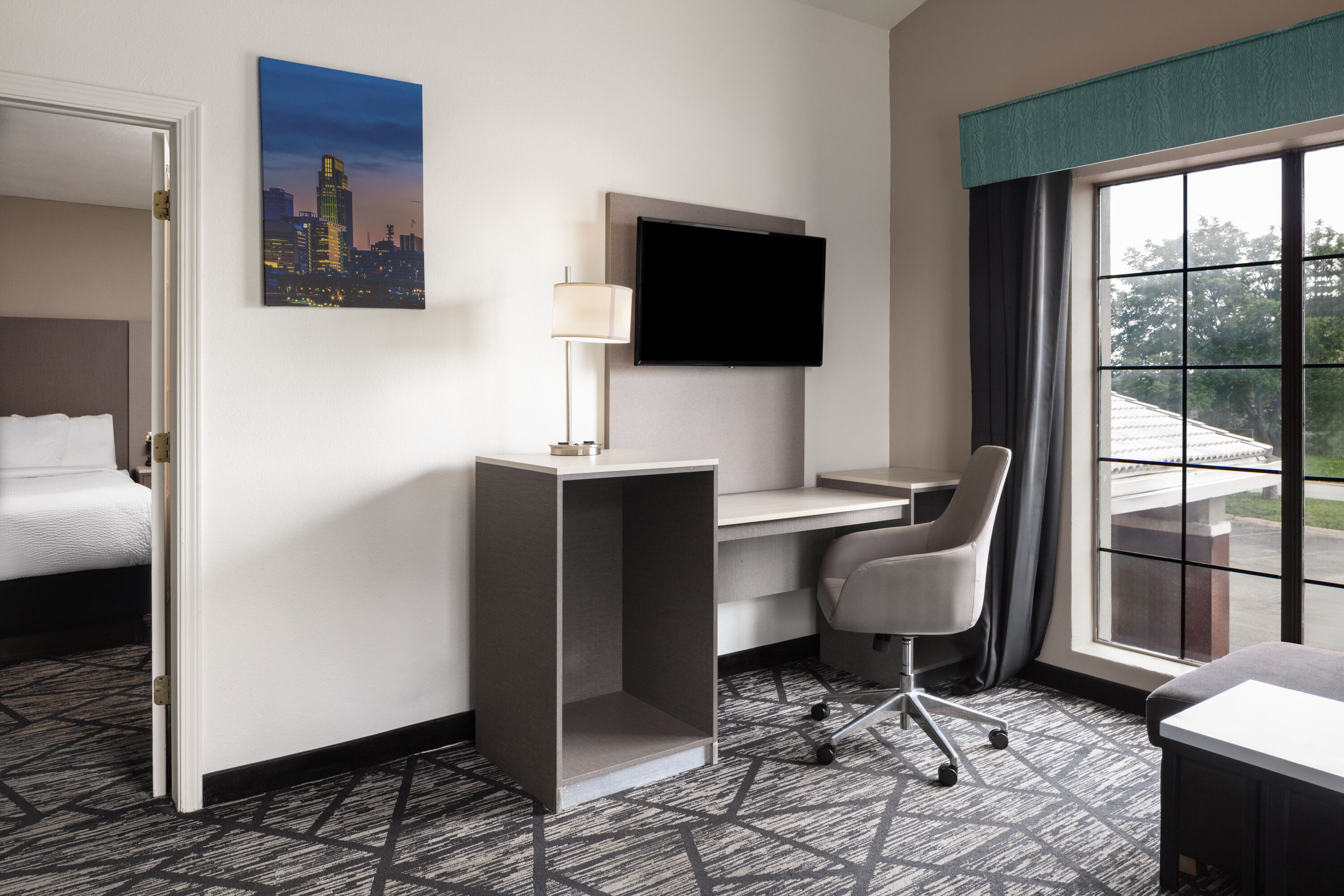 La Quinta Inn by Wyndham Omaha West suite in Omaha, Nebraska