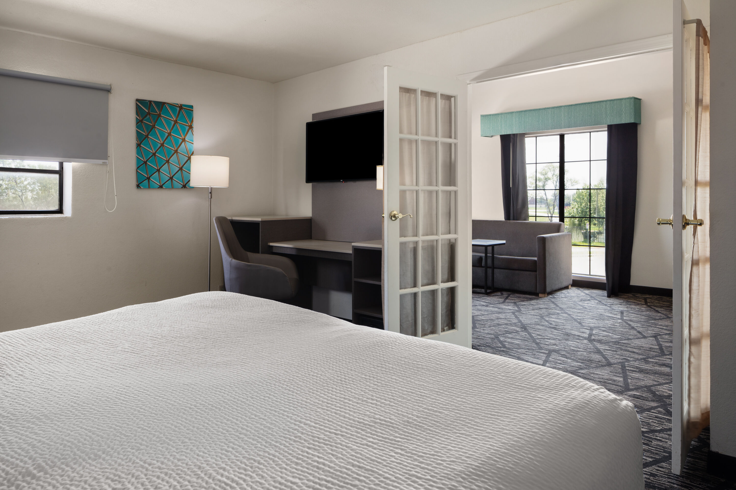 La Quinta Inn by Wyndham Omaha West suite in Omaha, Nebraska