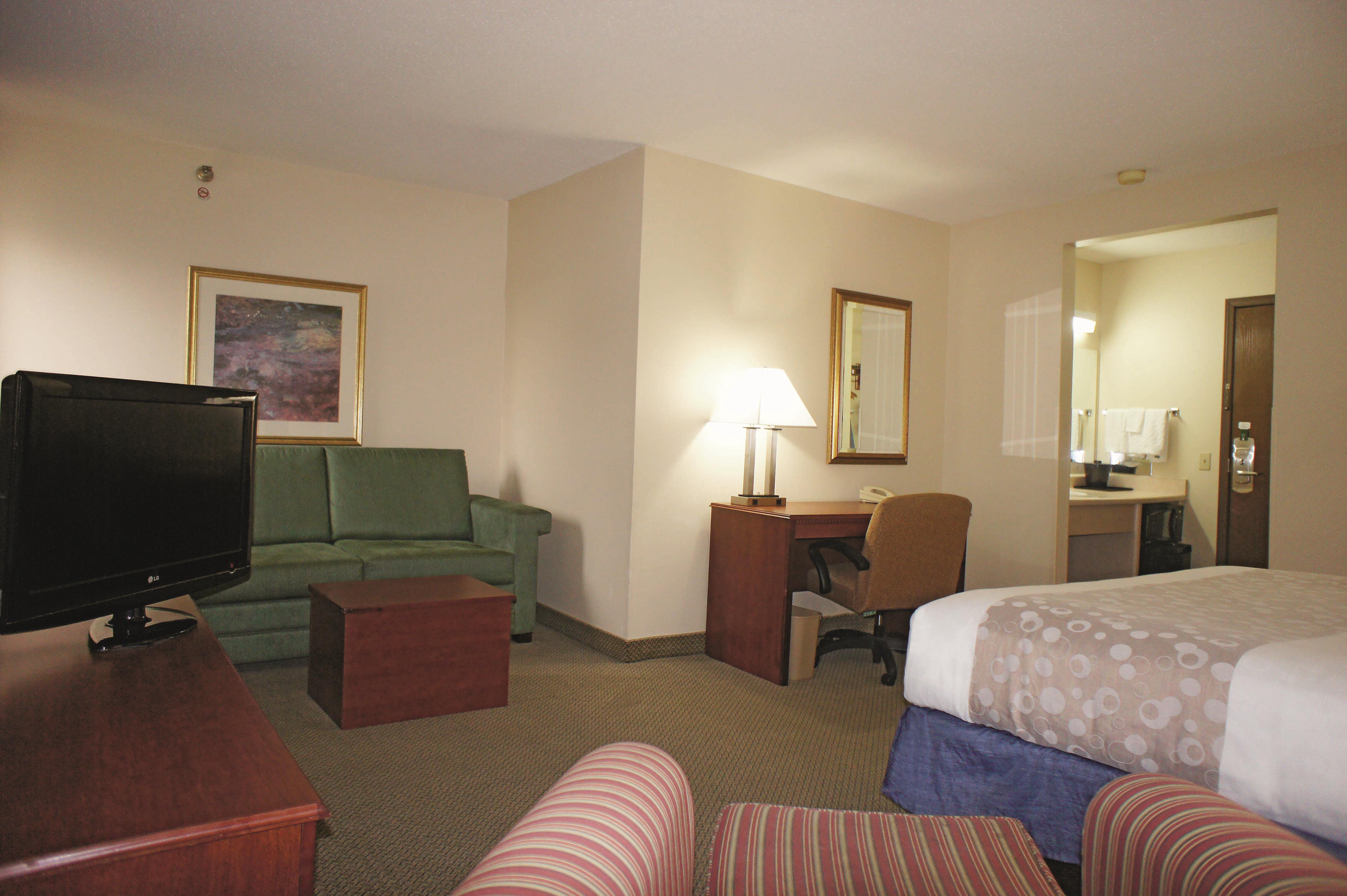 Guest room at the La Quinta Inn by Wyndham Omaha Southwest in Omaha, Nebraska
