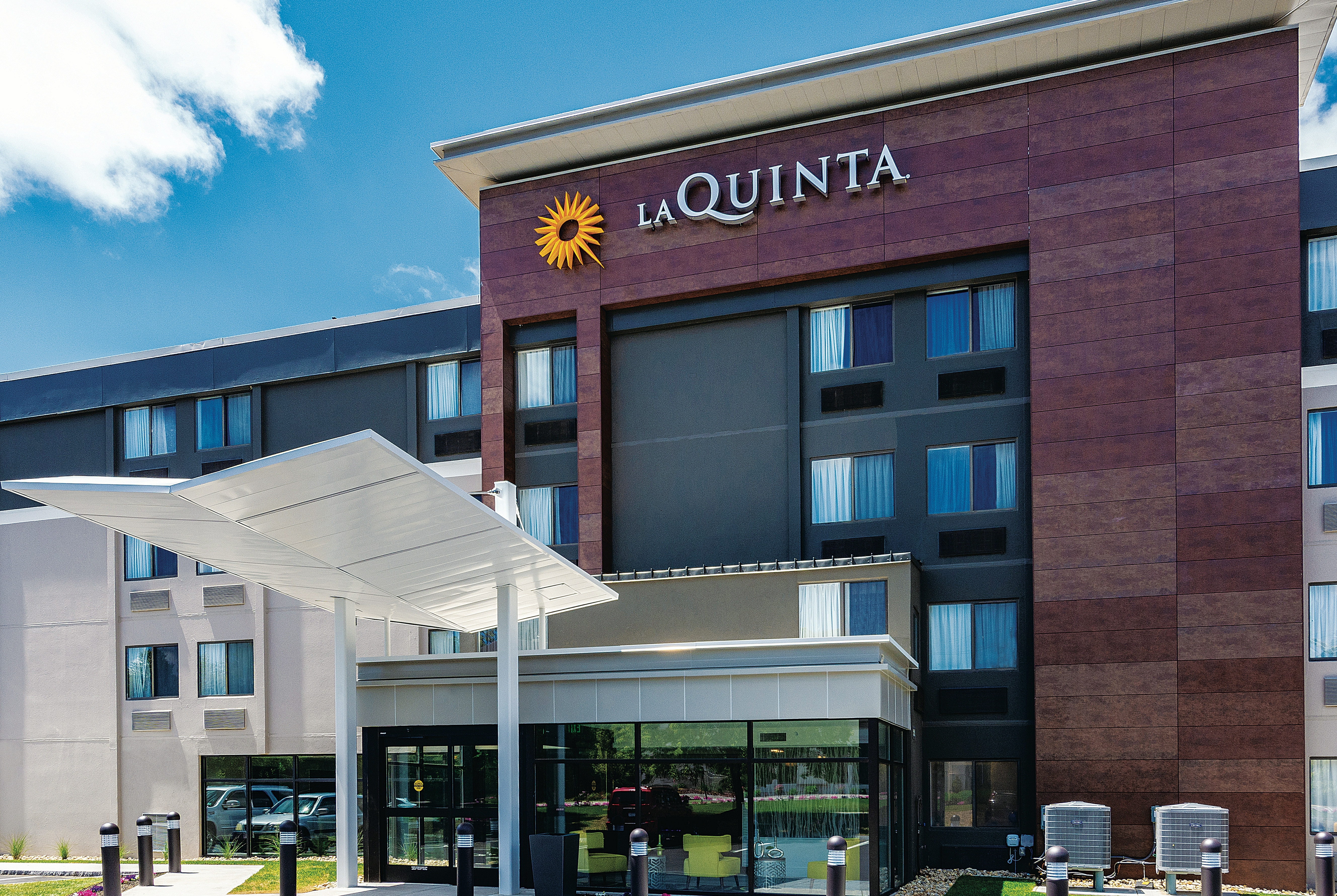 La Quinta Inn Suites By Wyndham Salem Nh Salem Nh Hotels