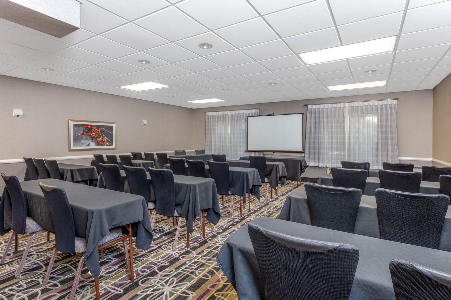 Meeting room at La Quinta Inn & Suites by Wyndham Clifton/Rutherford in Clifton, New Jersey