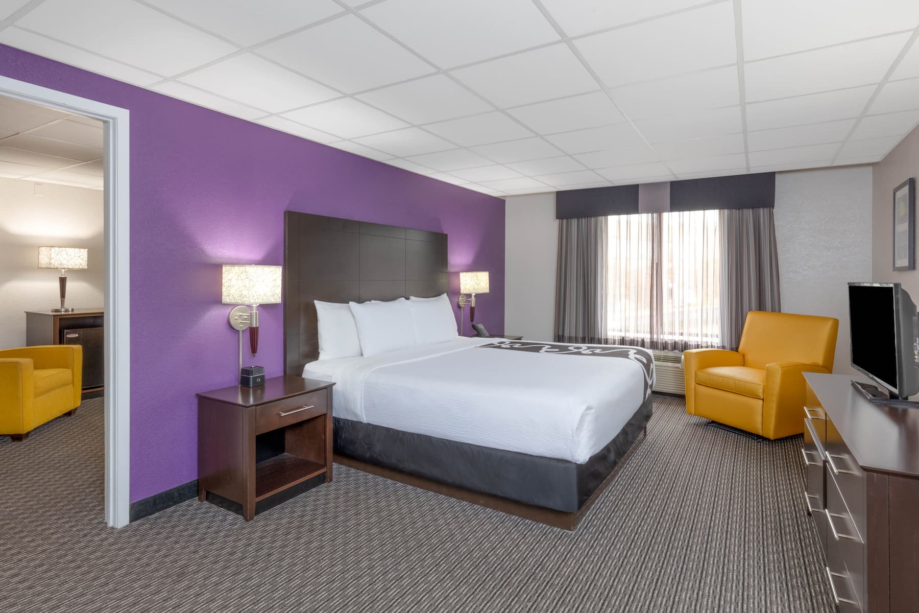 La Quinta Inn & Suites by Wyndham Clifton/Rutherford suite in Clifton, New Jersey
