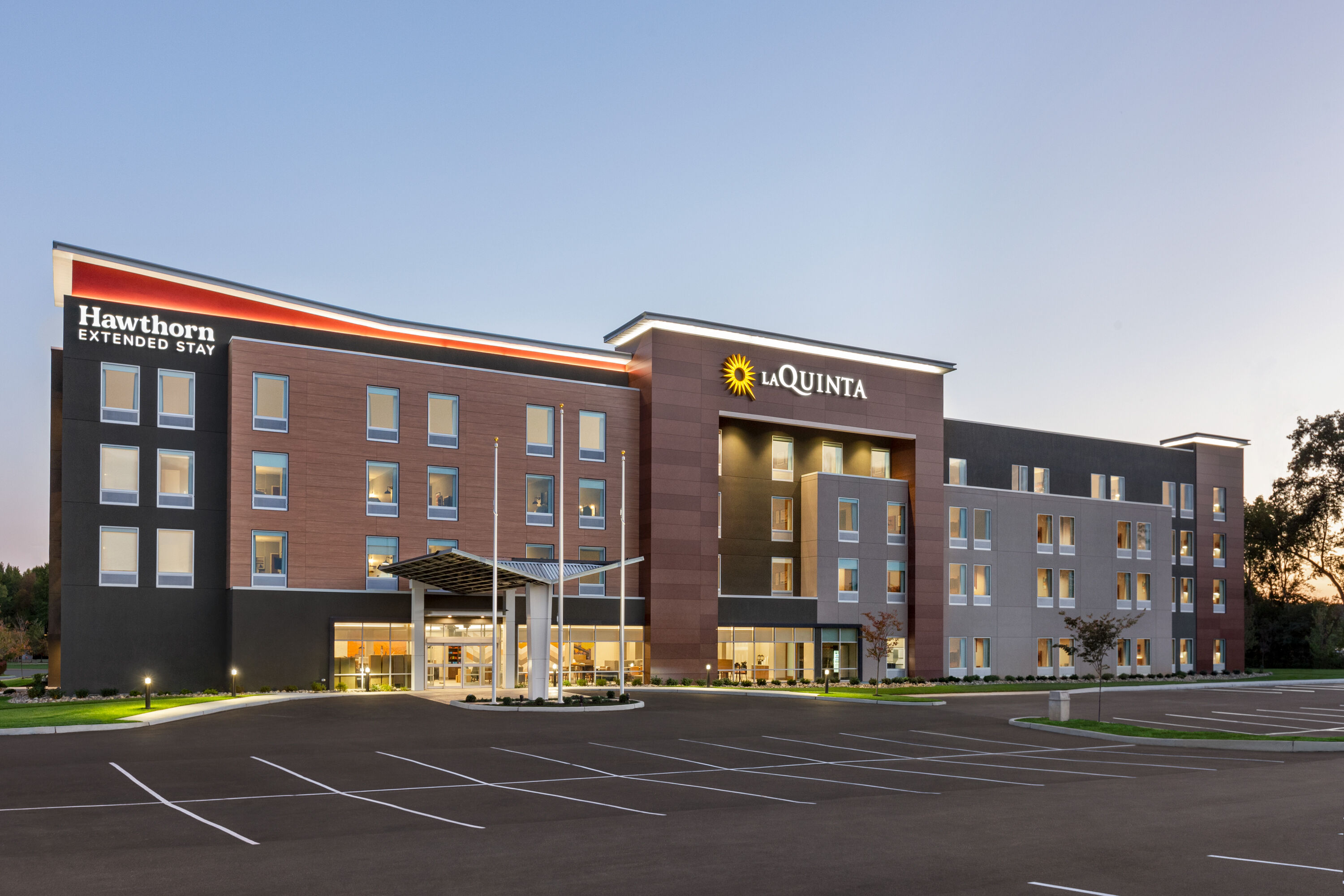 La Quinta Inn & Suites by Wyndham Mount Laurel / Moorestown Mt Laurel