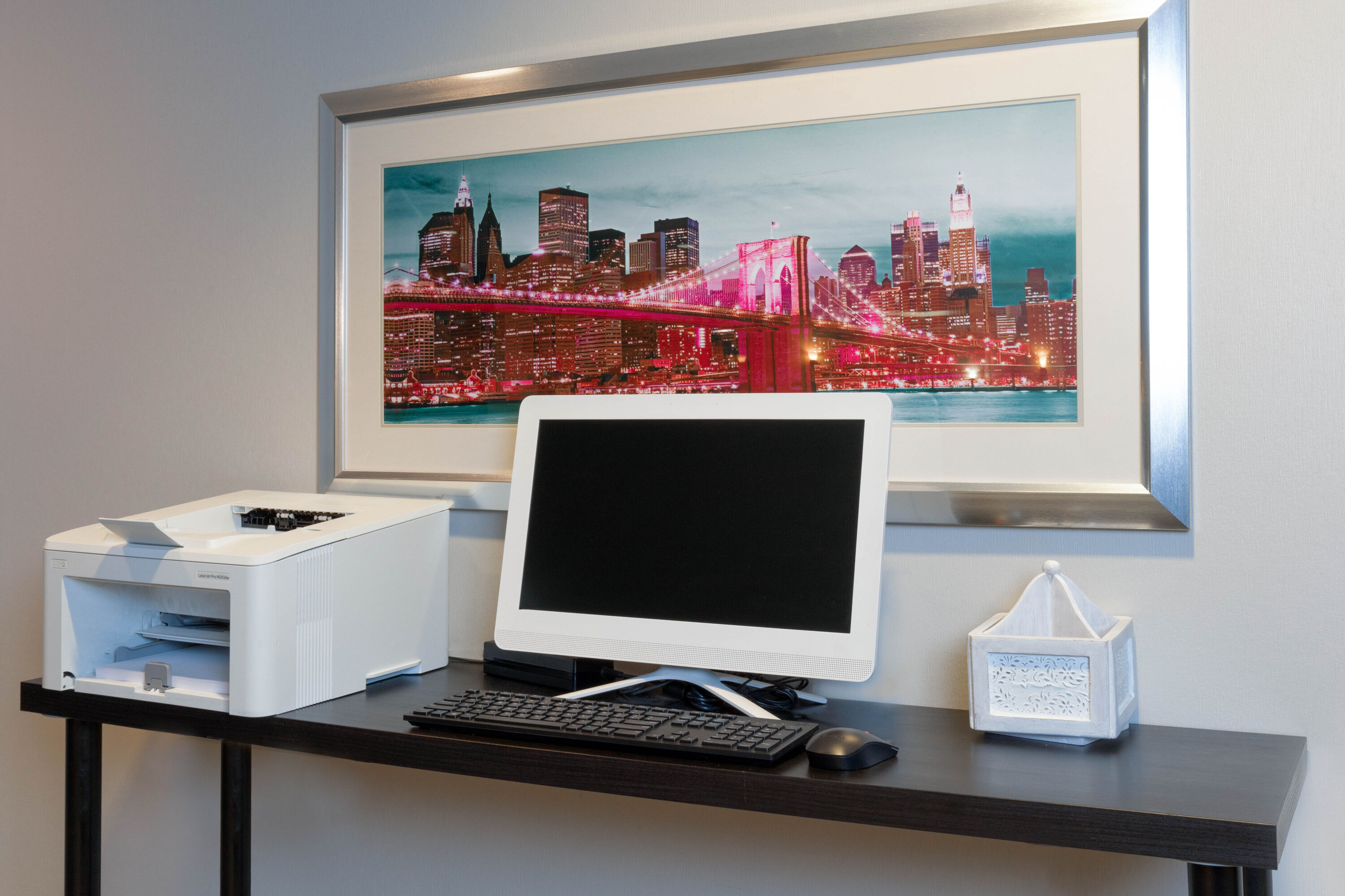 La Quinta Inn & Suites by Wyndham Secaucus Meadowlands business center in Secaucus, New Jersey