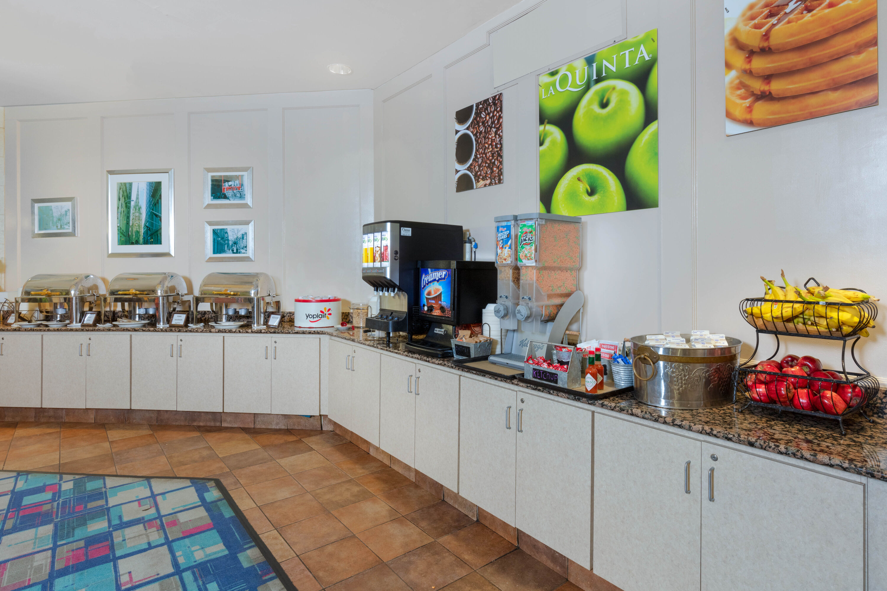 La Quinta Inn & Suites by Wyndham Secaucus Meadowlands Secaucus, NJ