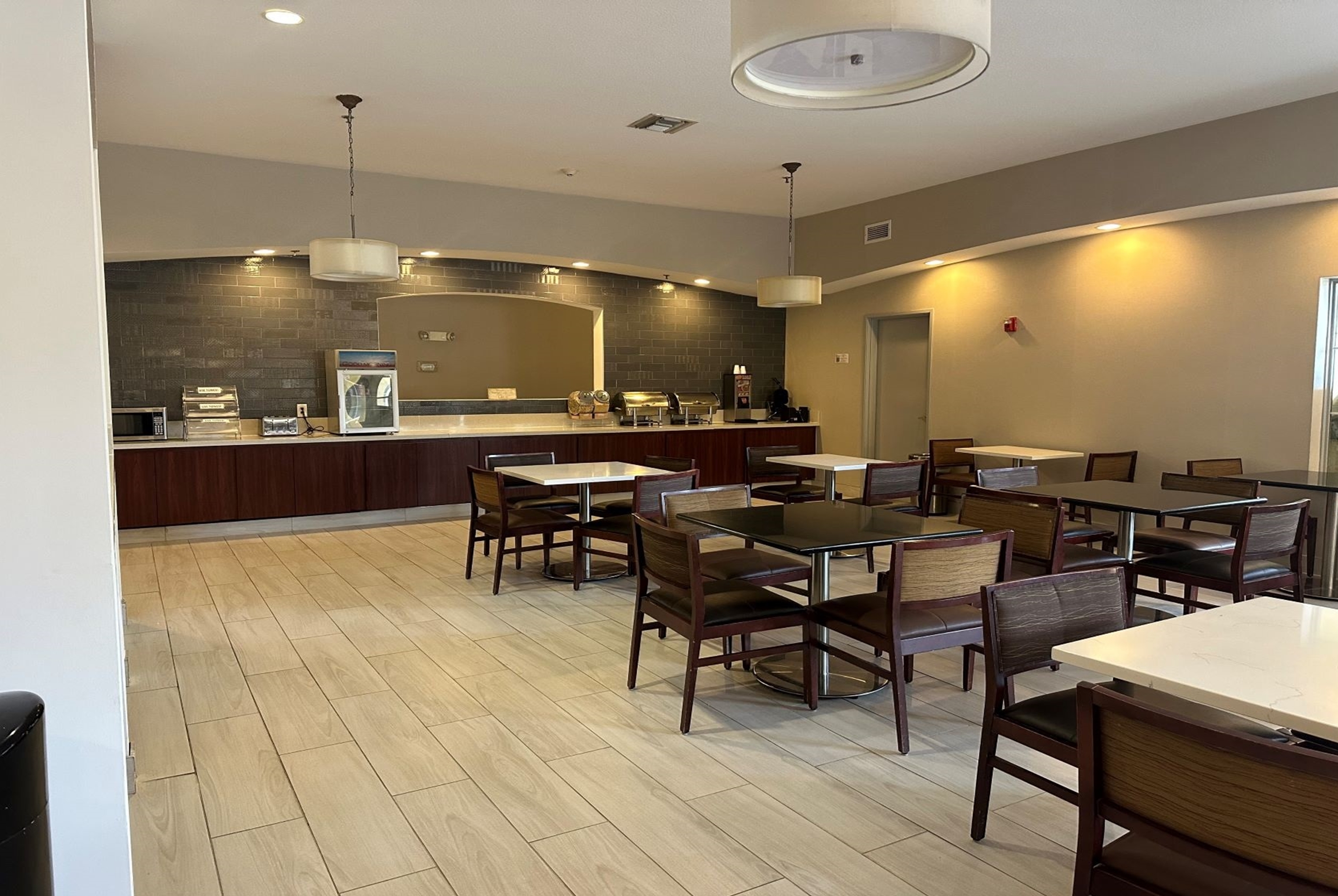Free breakfast at La Quinta Inn & Suites by Wyndham Albuquerque Midtown in Albuquerque, New Mexico