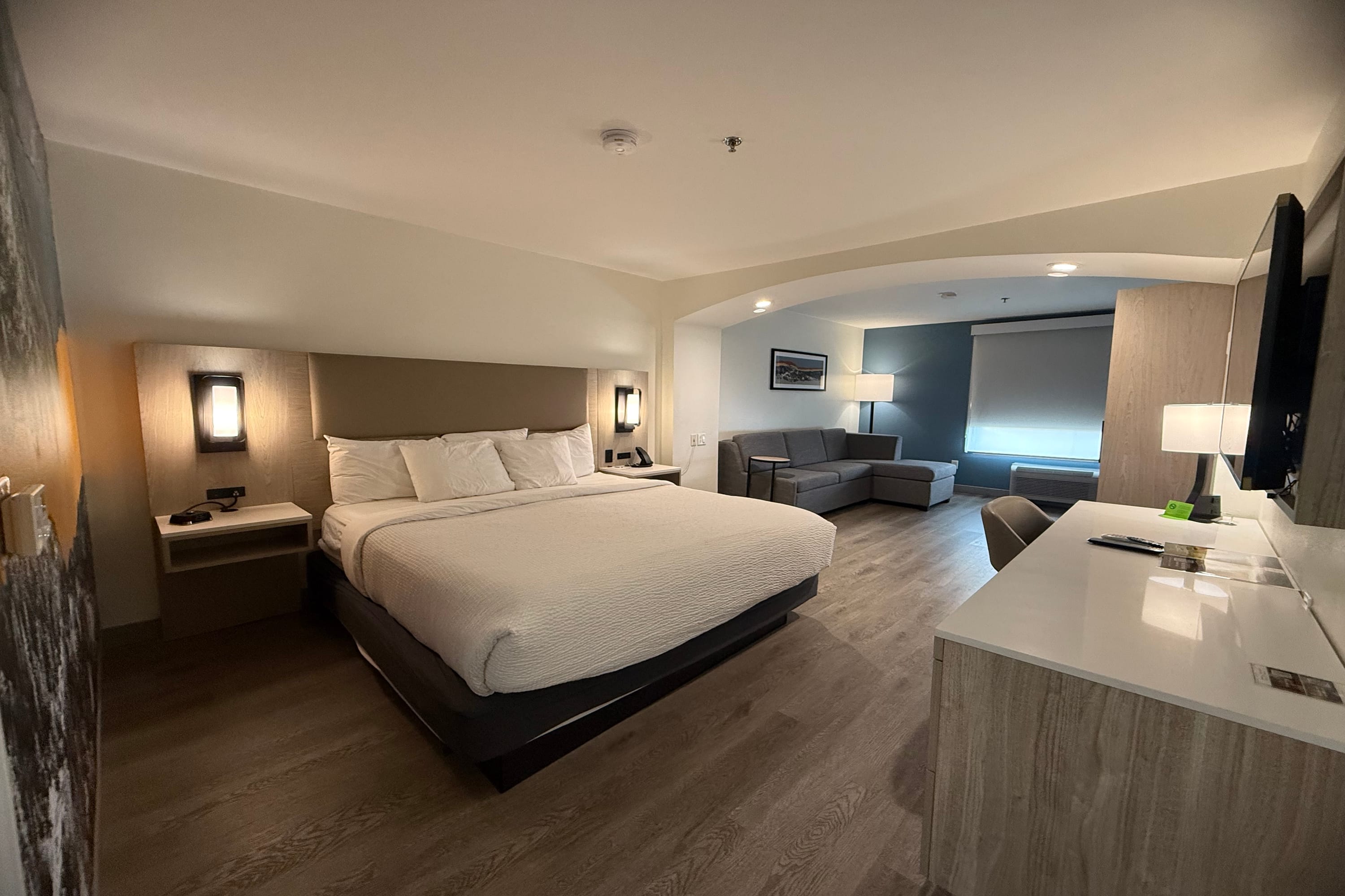 La Quinta Inn & Suites Albuquerque Midtown in Albuquerque, United States