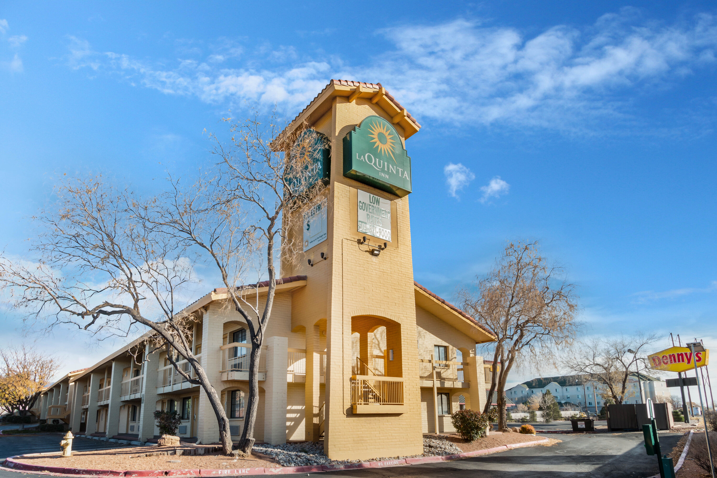 Exterior Day Image of La Quinta Inn by Wyndham Albuquerque Northeast hotel in Albuquerque, New Mexico