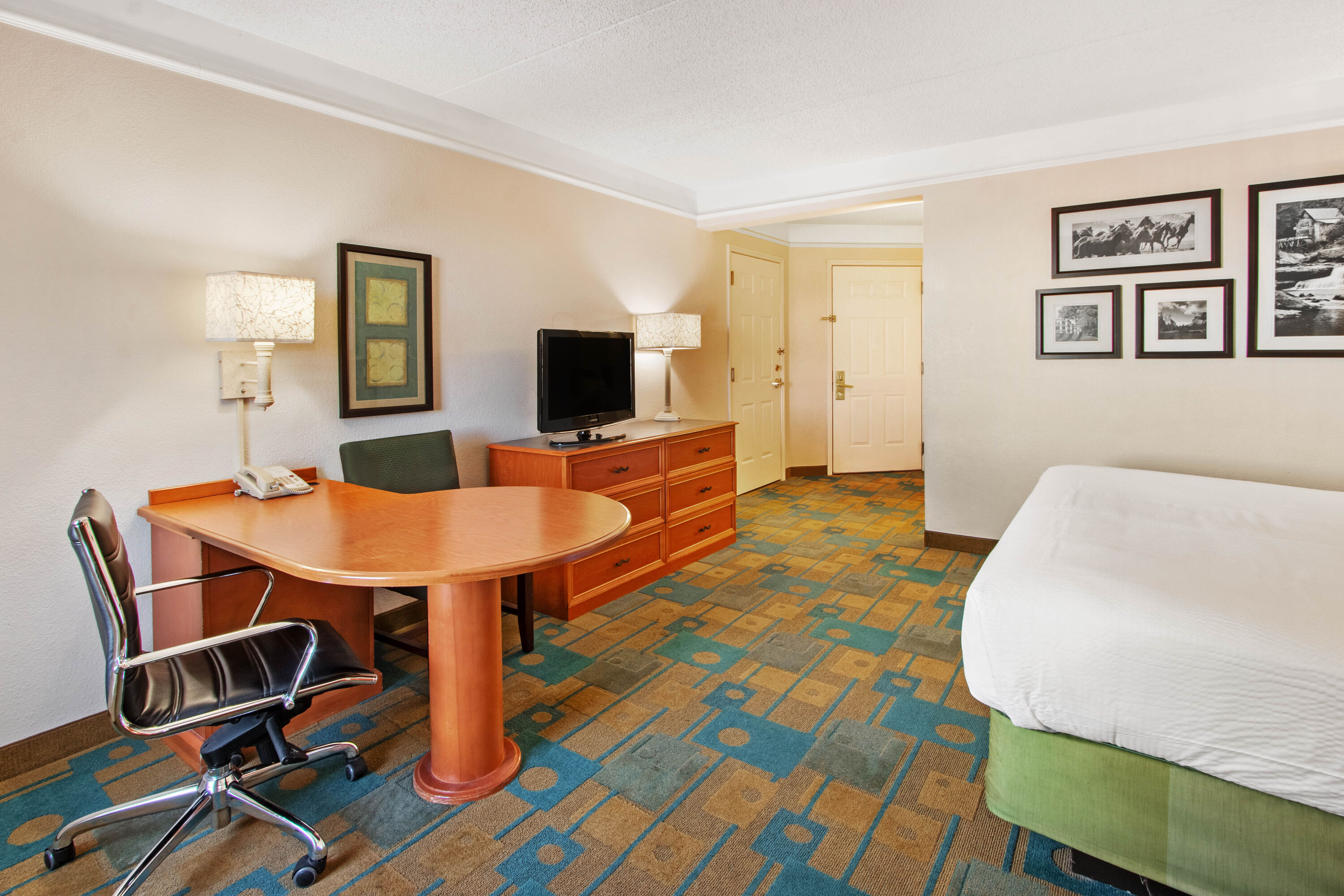 La Quinta Inn Amp Suites By Wyndham Albuquerque West