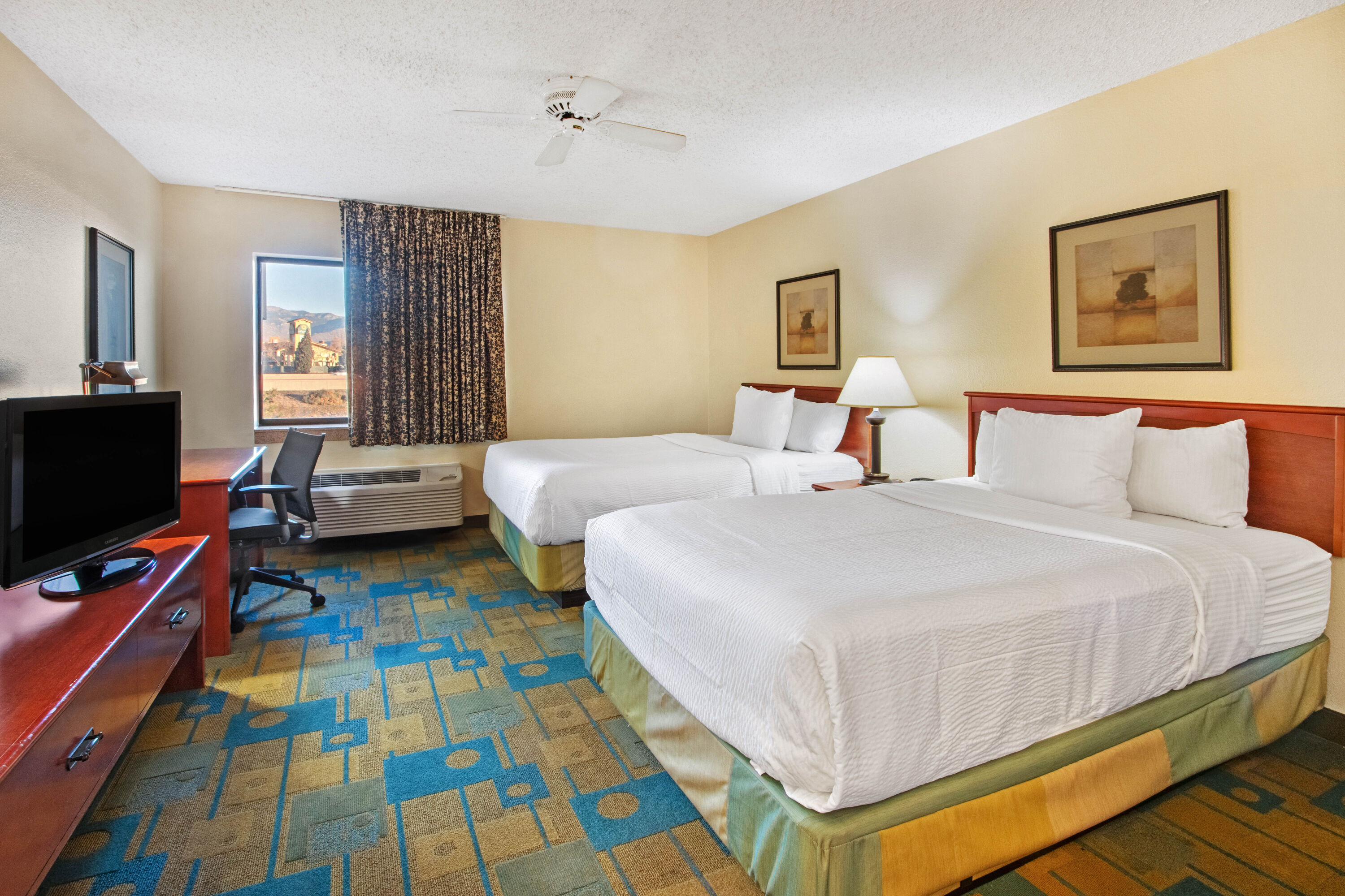 La Quinta Inn & Suites by Wyndham Albuquerque Journal Ctr NW