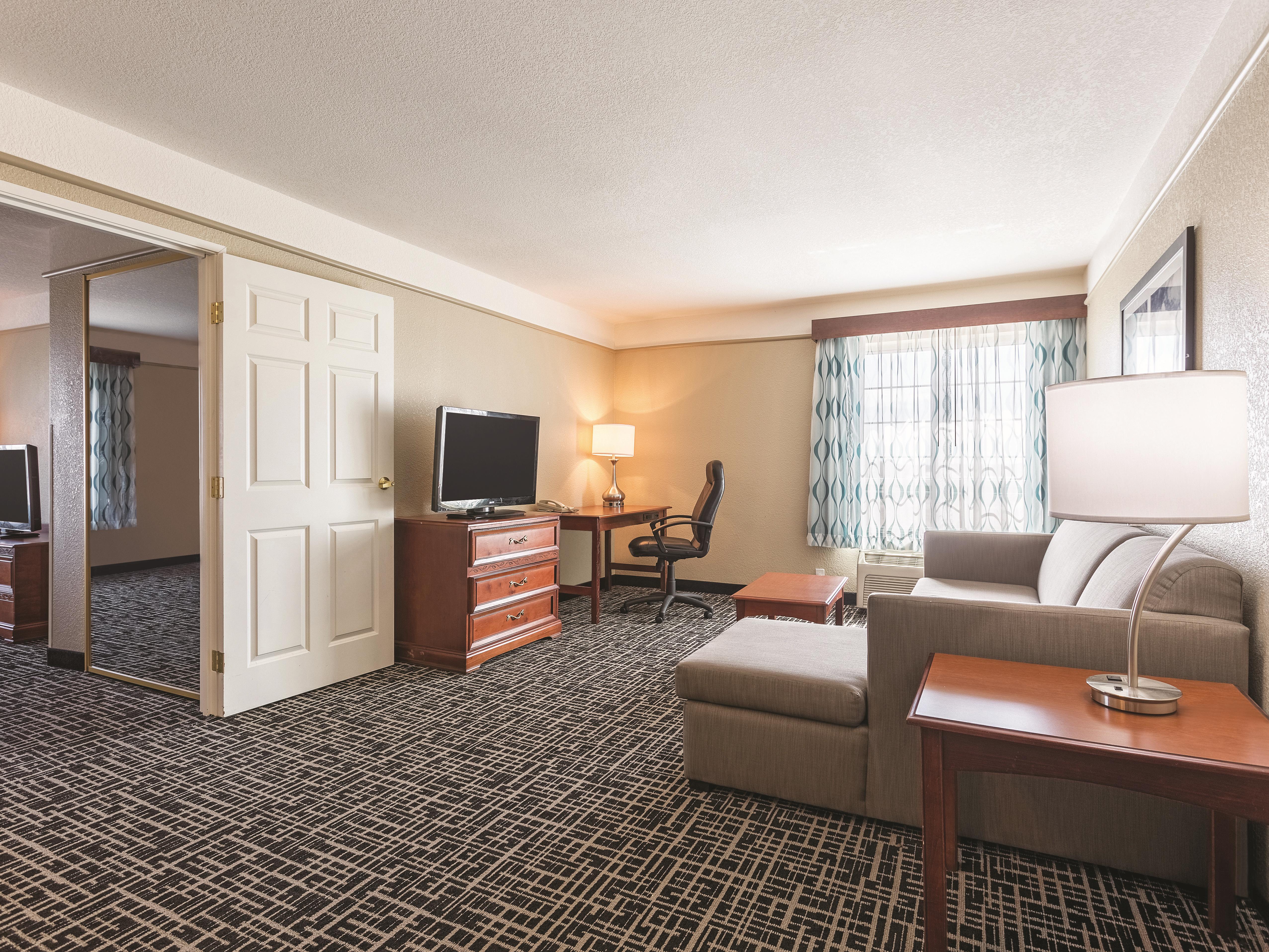 La Quinta Inn & Suites by Wyndham Deming suite in Deming, New Mexico