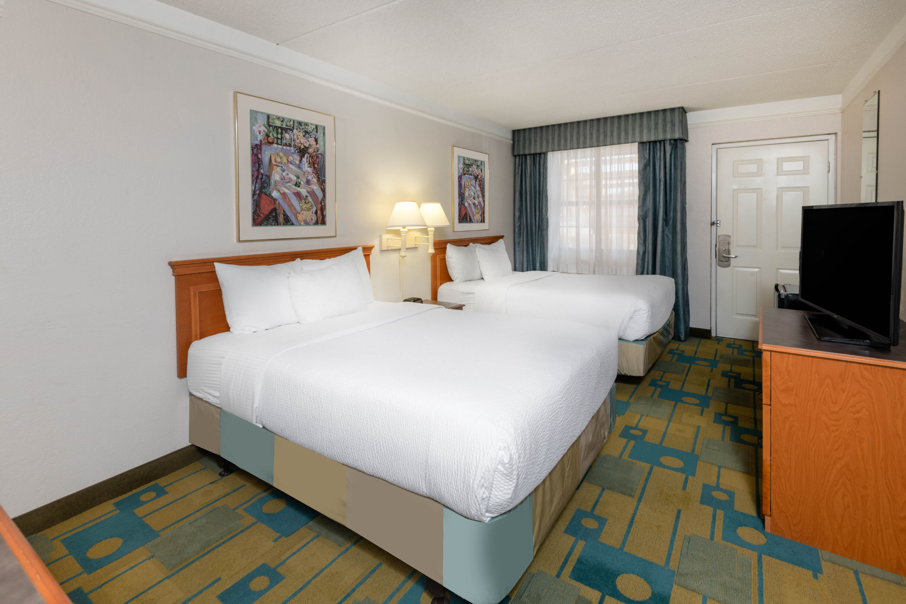 Guest room at the La Quinta Inn by Wyndham Farmington in Farmington, New Mexico