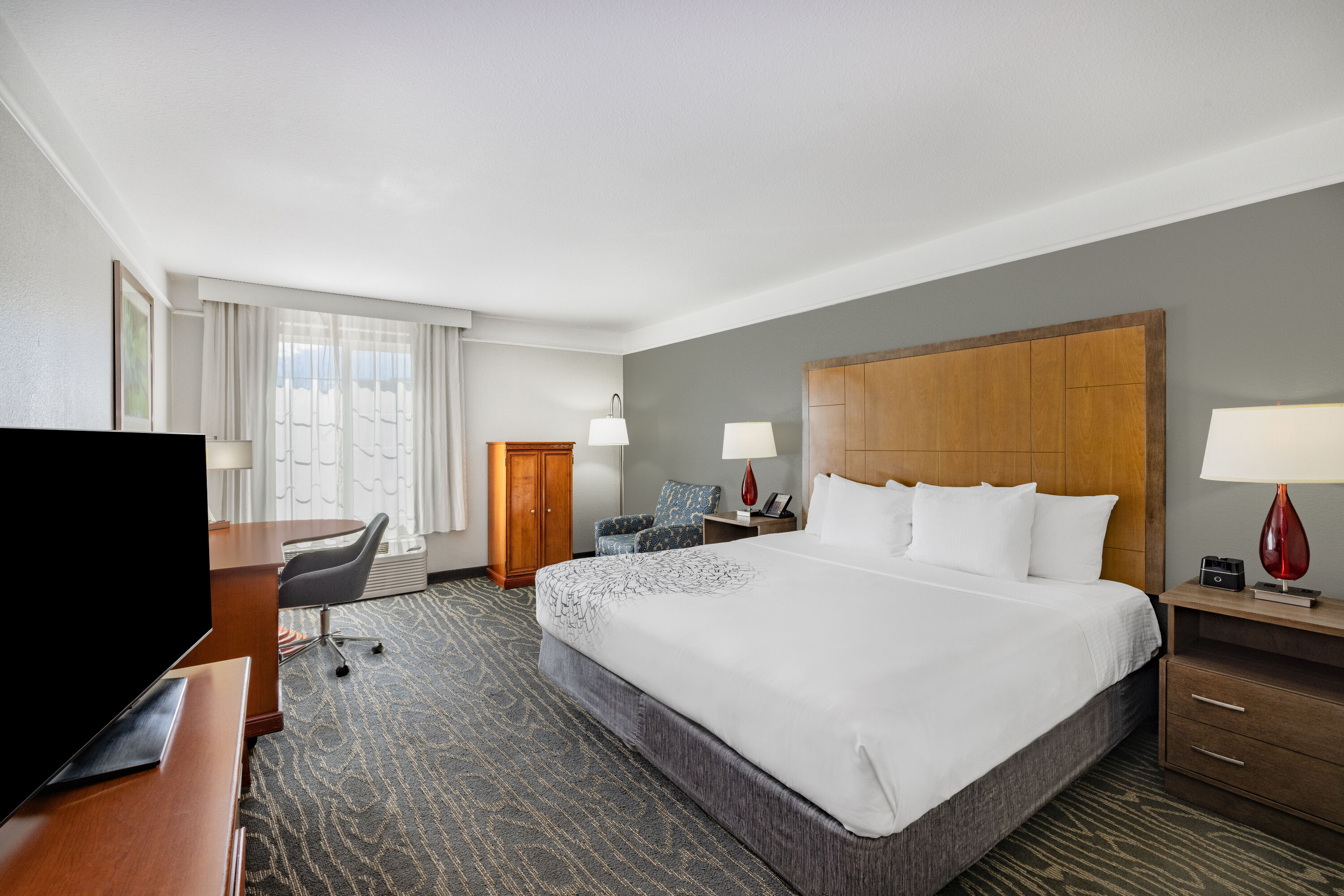 Guest room at the La Quinta Inn & Suites by Wyndham Gallup in Gallup, New Mexico