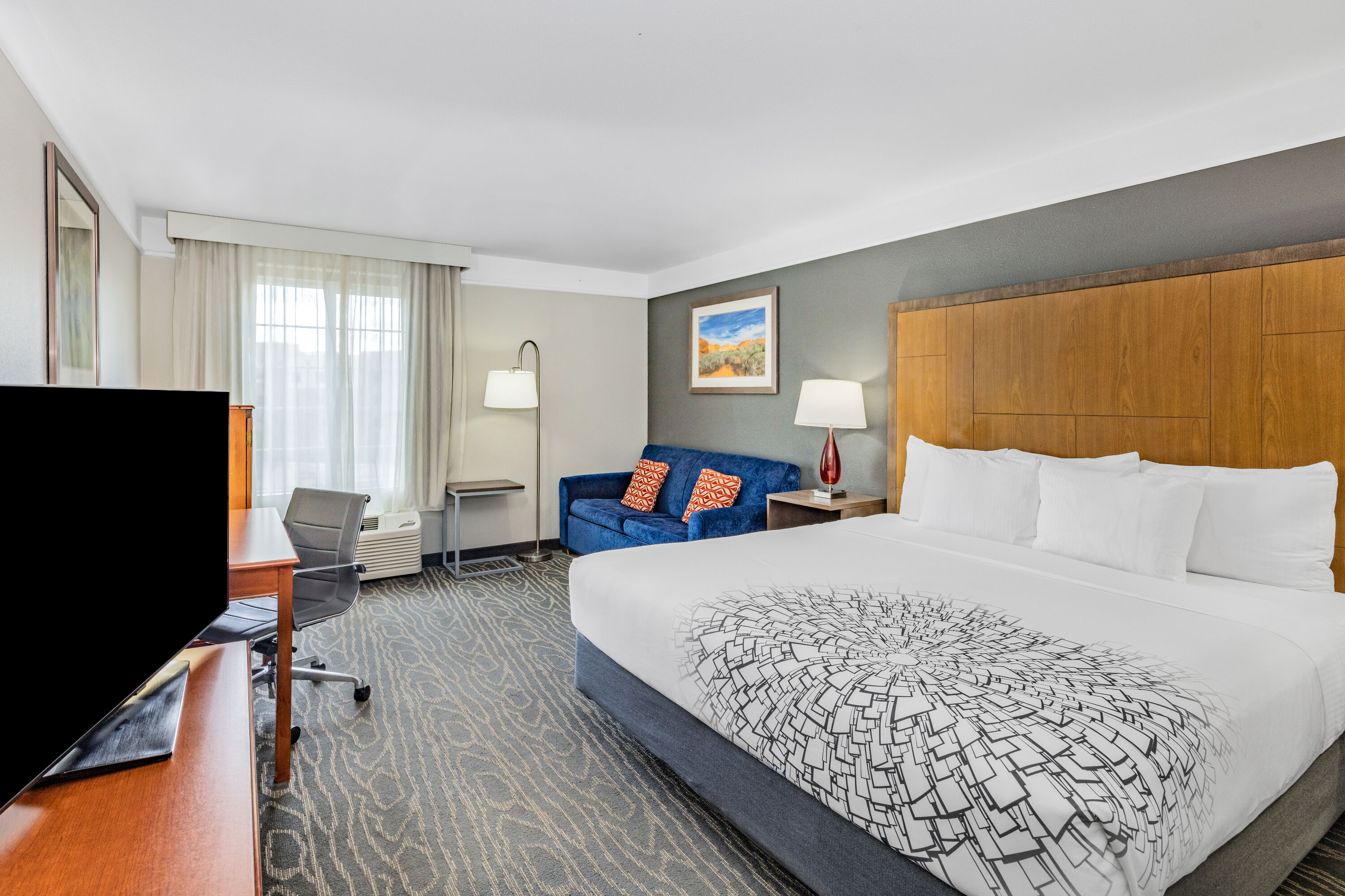 Guest room at the La Quinta Inn & Suites by Wyndham Gallup in Gallup, New Mexico