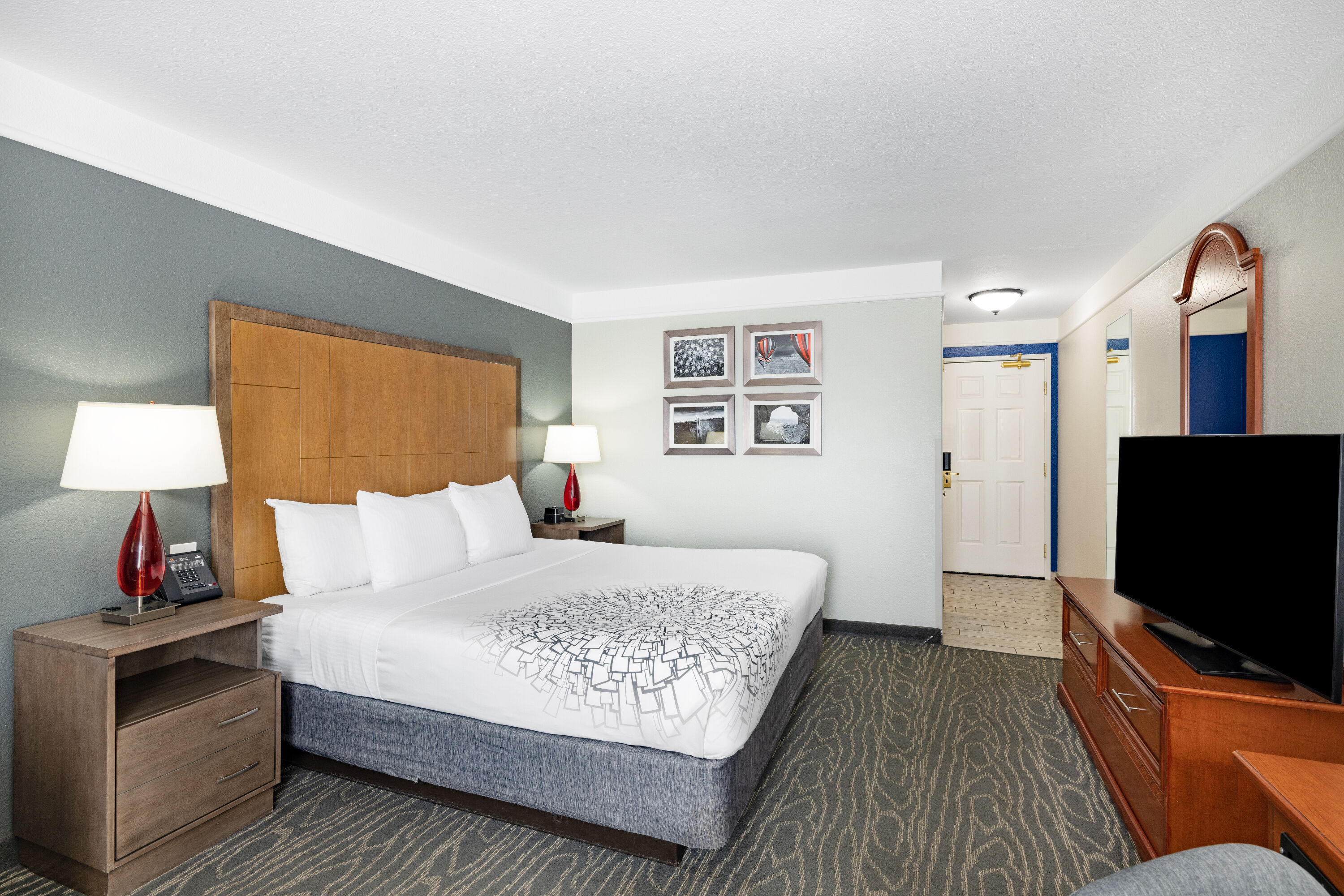 Guest room at the La Quinta Inn & Suites by Wyndham Gallup in Gallup, New Mexico