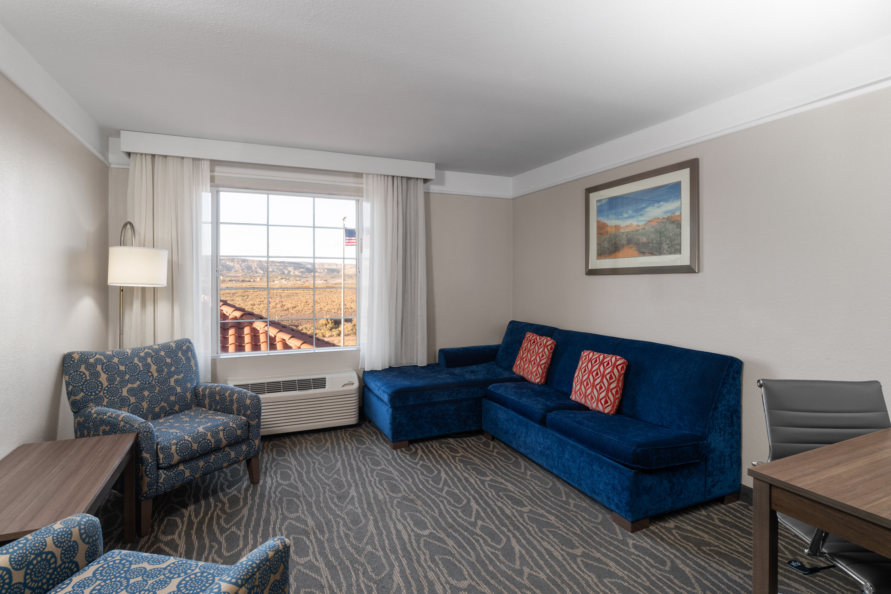 La Quinta Inn & Suites by Wyndham Gallup suite in Gallup, New Mexico