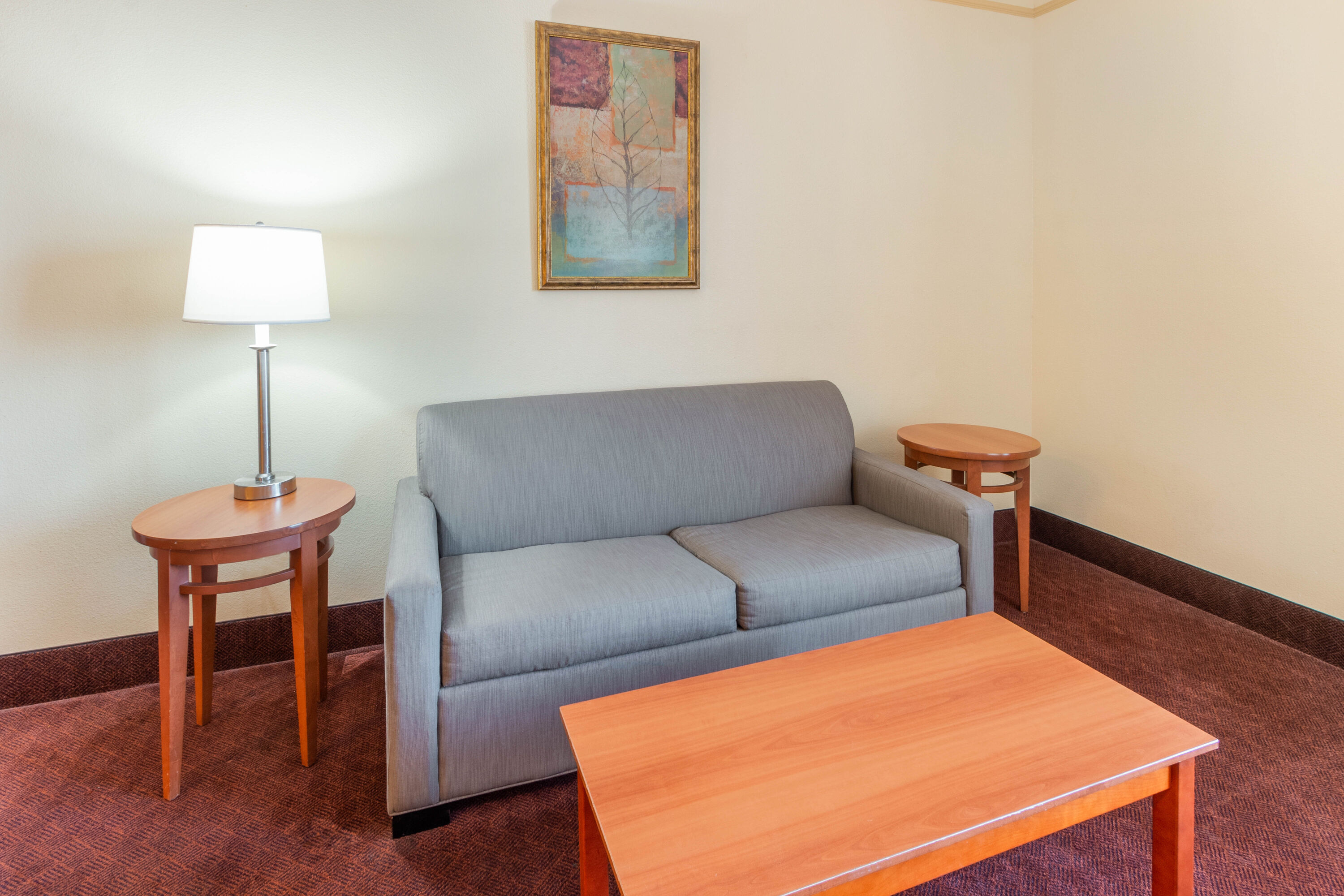 La Quinta Inn & Suites by Wyndham Hobbs suite in Hobbs, New Mexico