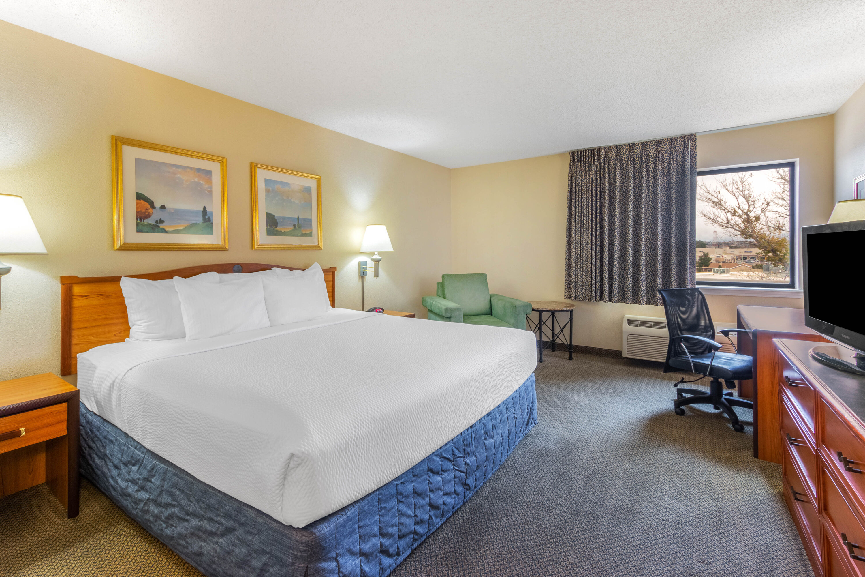 La Quinta Inn & Suites by Wyndham Las Cruces Organ Mountain suite in Las Cruces, New Mexico