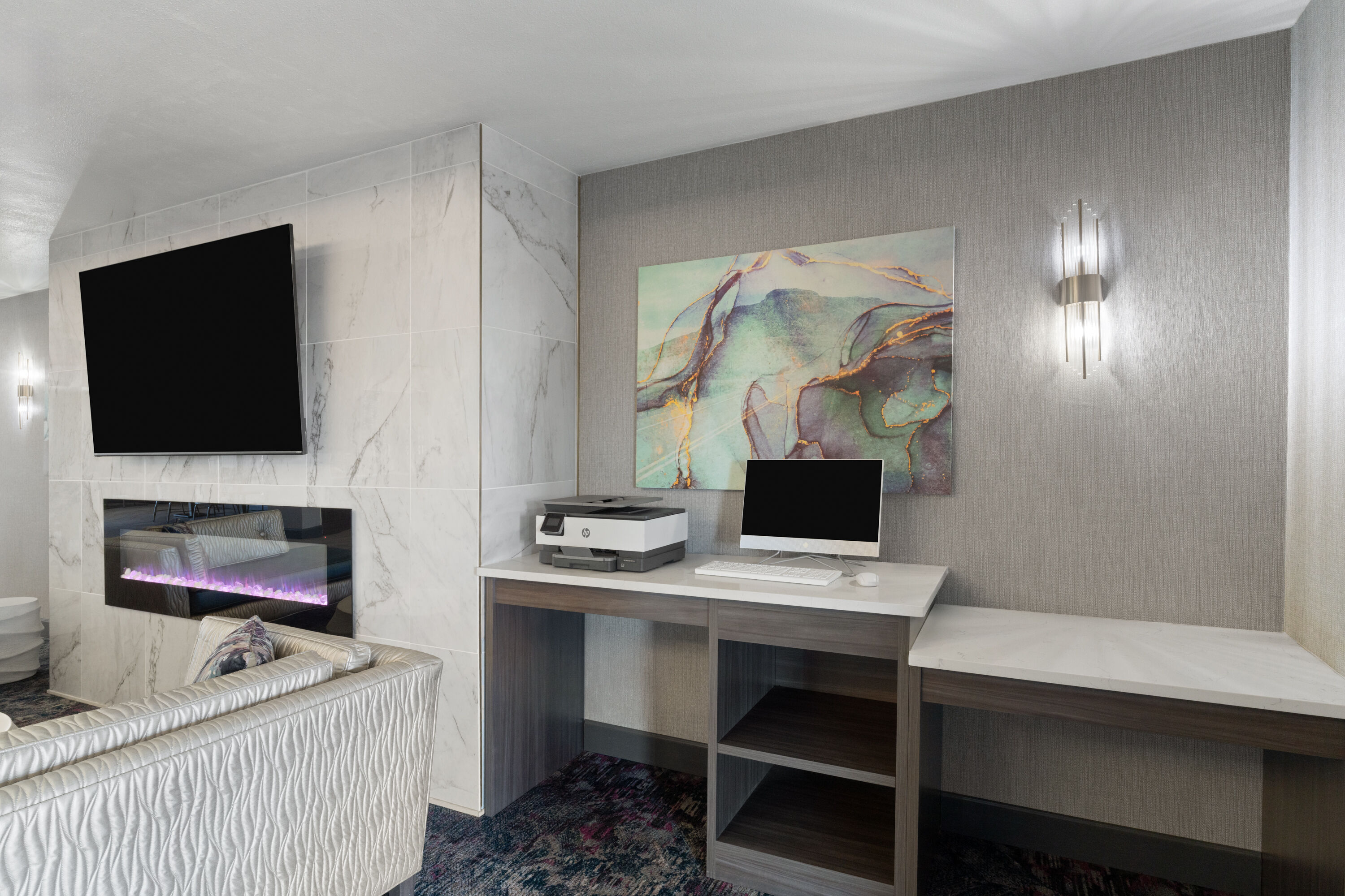 La Quinta Inn & Suites by Wyndham Tucumcari business center in Tucumcari, New Mexico