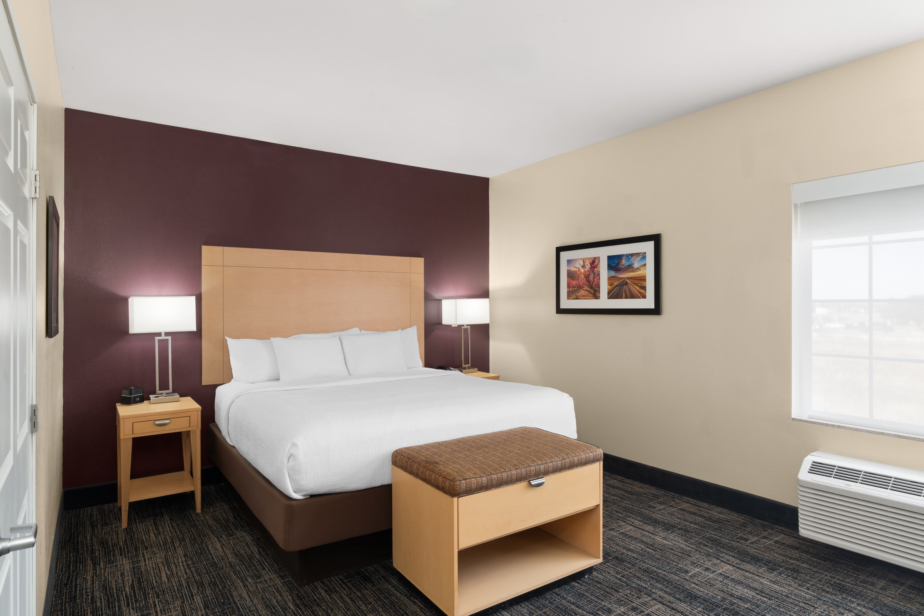 La Quinta Inn & Suites by Wyndham Tucumcari suite in Tucumcari, New Mexico