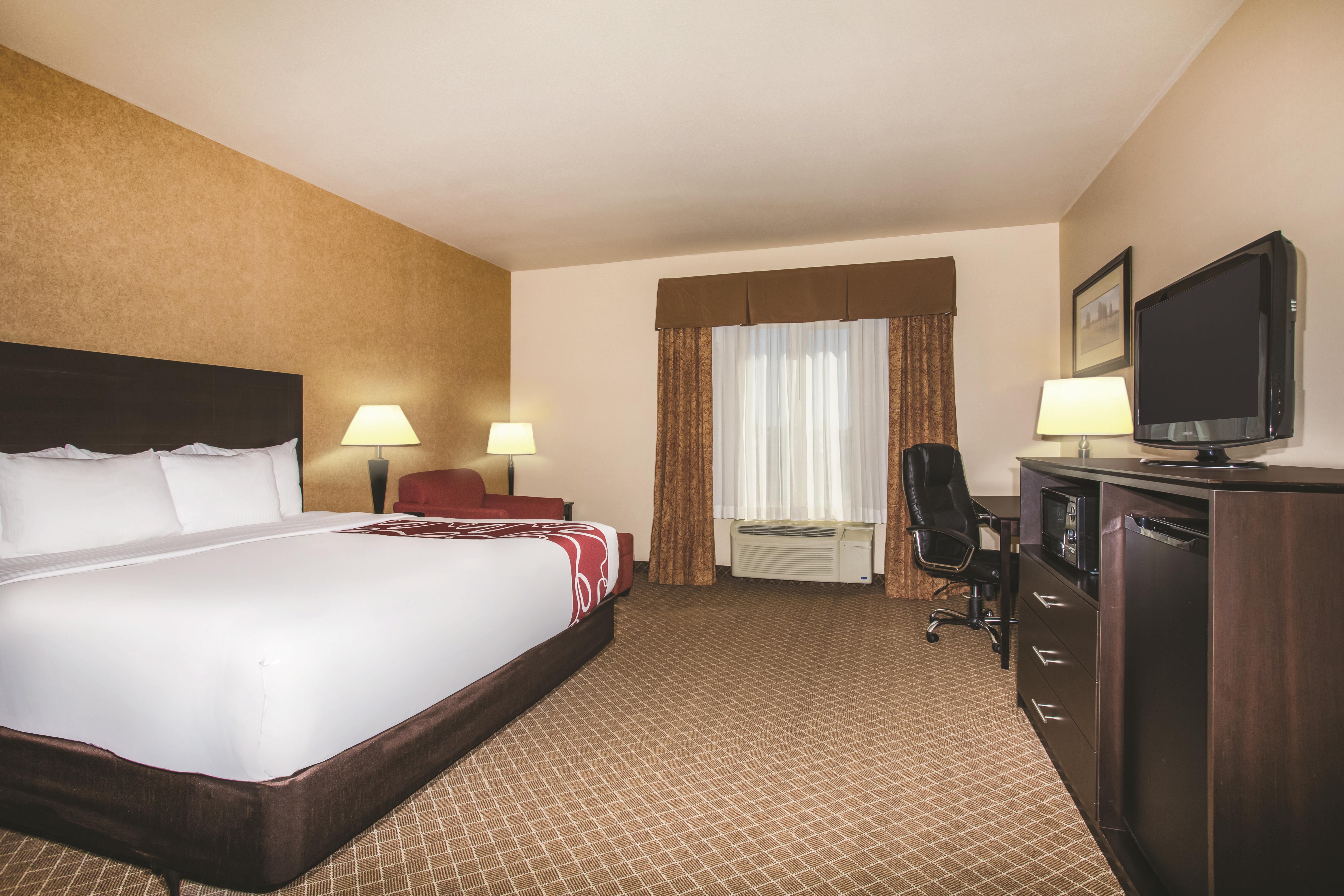 La Quinta Inn & Suites by Wyndham Ely Ely, NV Hotels