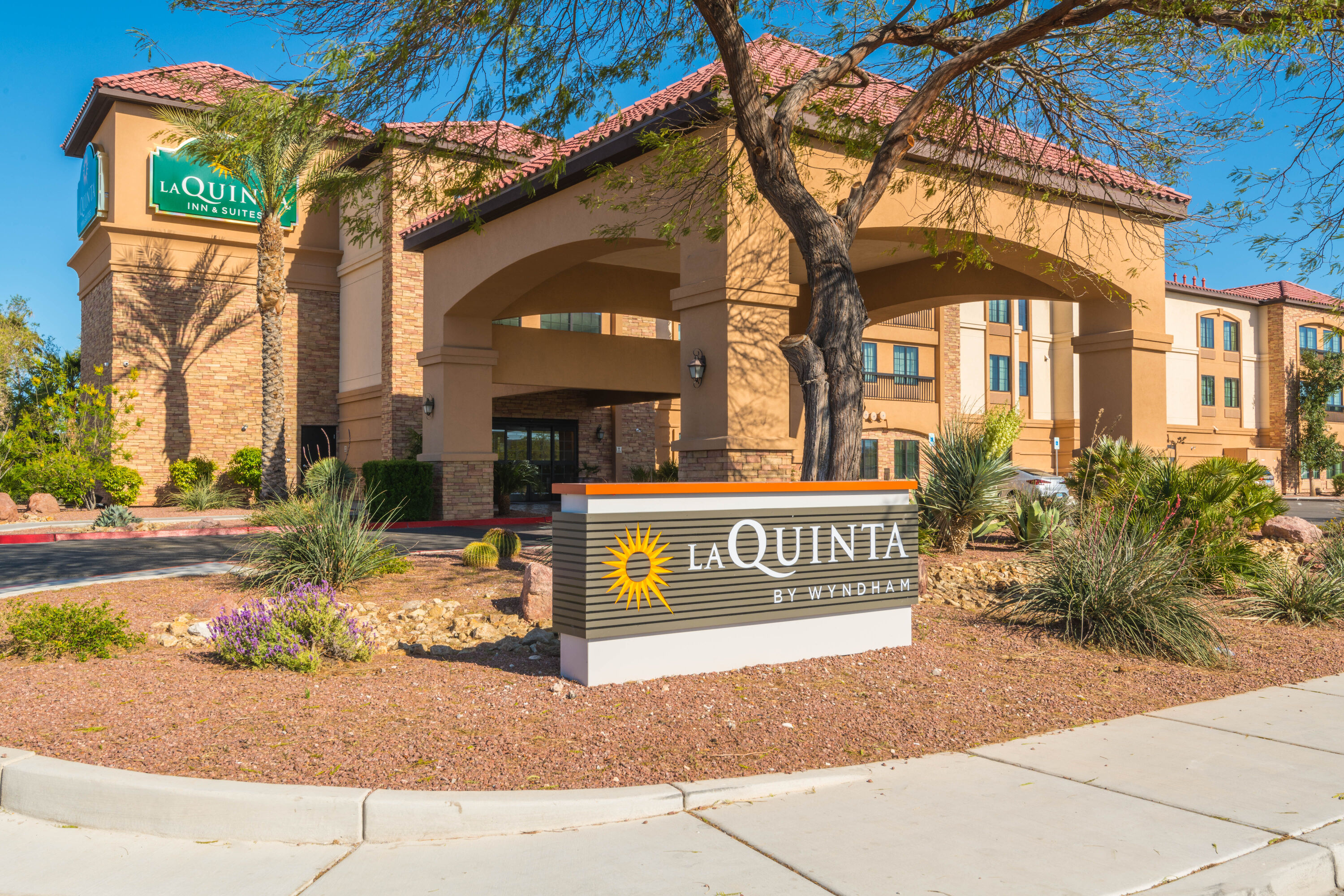 La Quinta Inn & Suites by Wyndham Las Vegas Airport South Las Vegas