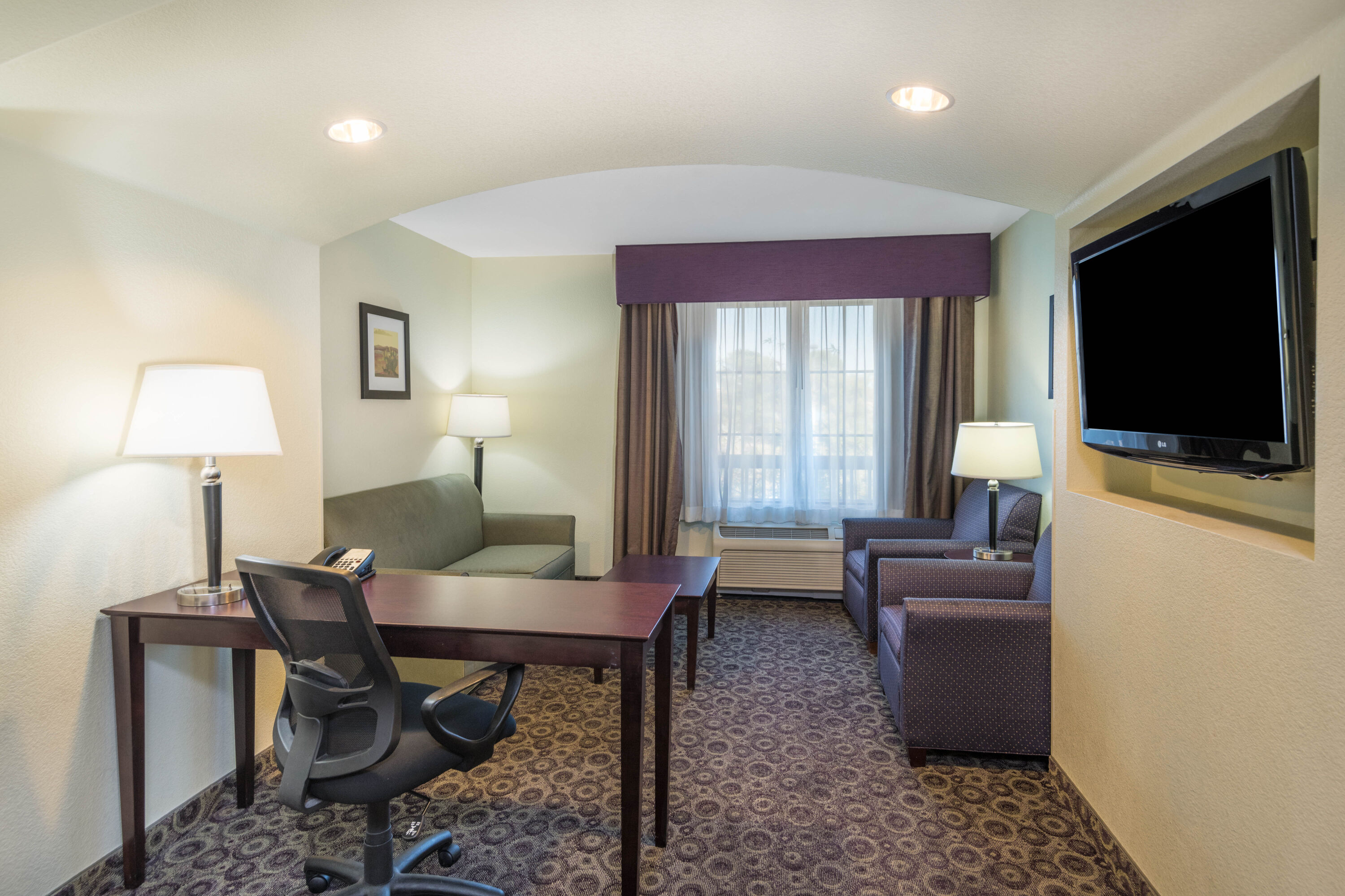 La Quinta Inn & Suites by Wyndham Las Vegas Airport South suite in Las Vegas, Nevada