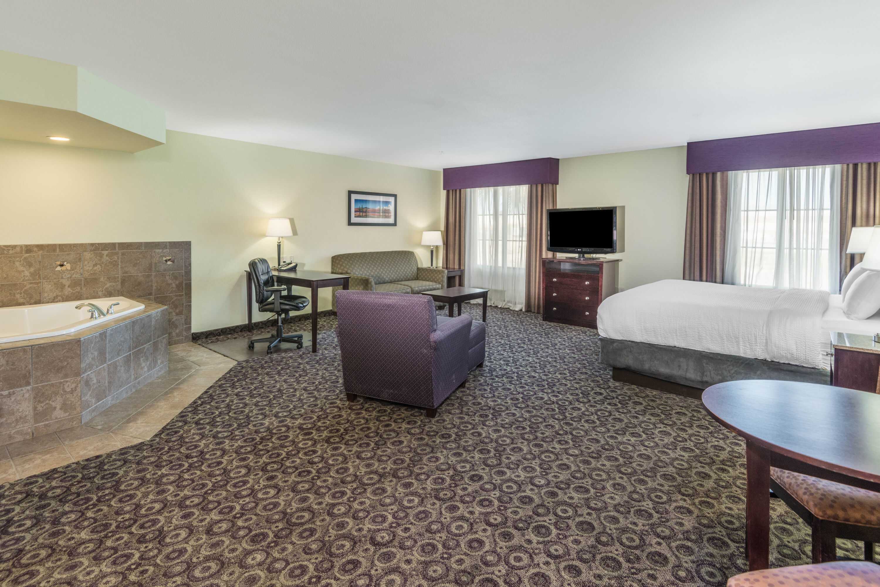 La Quinta Inn & Suites by Wyndham Las Vegas Airport South suite in Las Vegas, Nevada