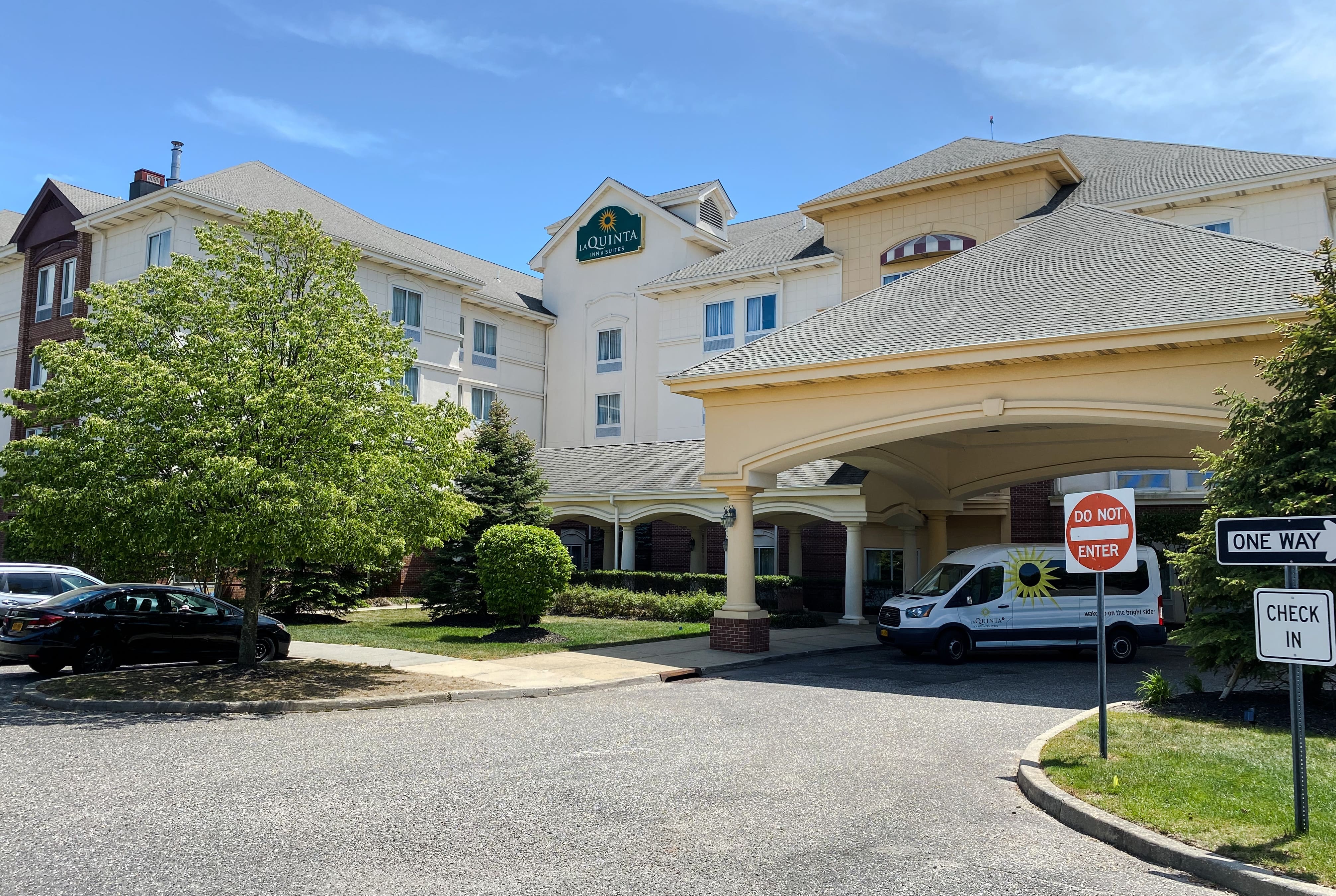 La Quinta Inn & Suites by Wyndham Islip MacArthur Airport Bohemia
