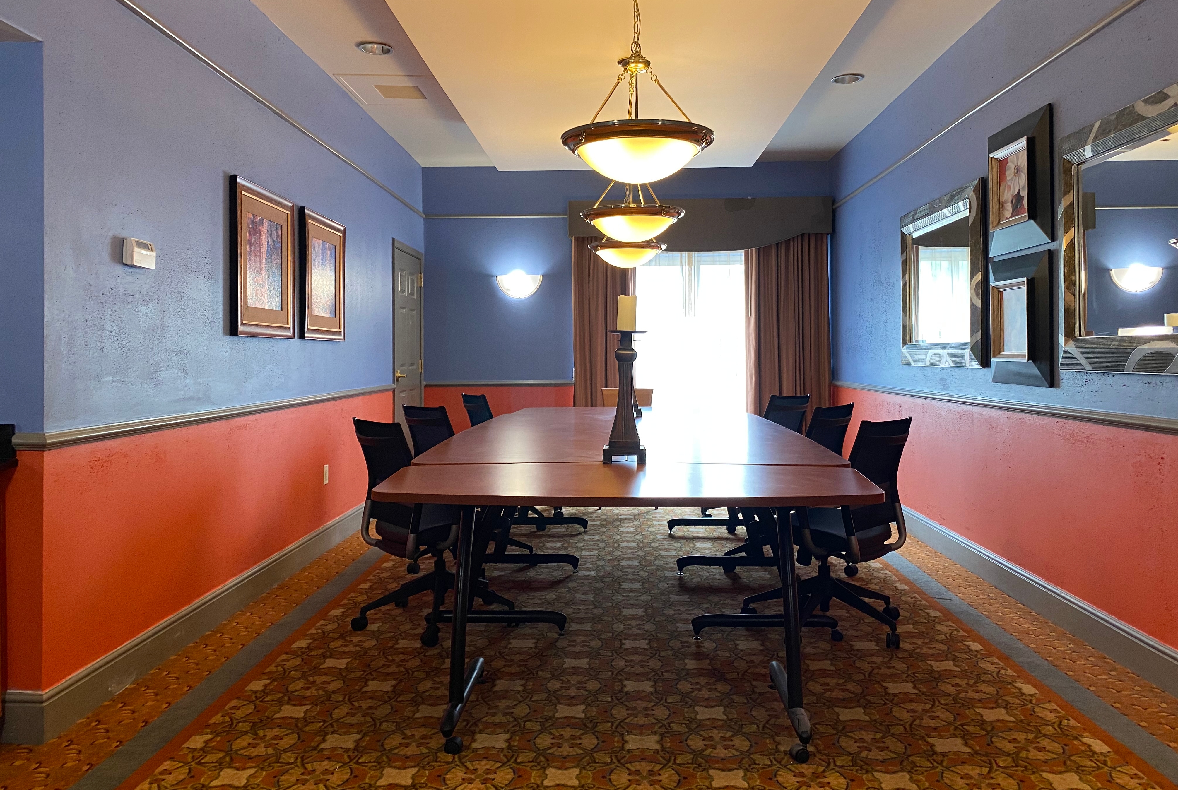 Meeting room at La Quinta Inn & Suites by Wyndham Islip - MacArthur Airport in Bohemia, New York