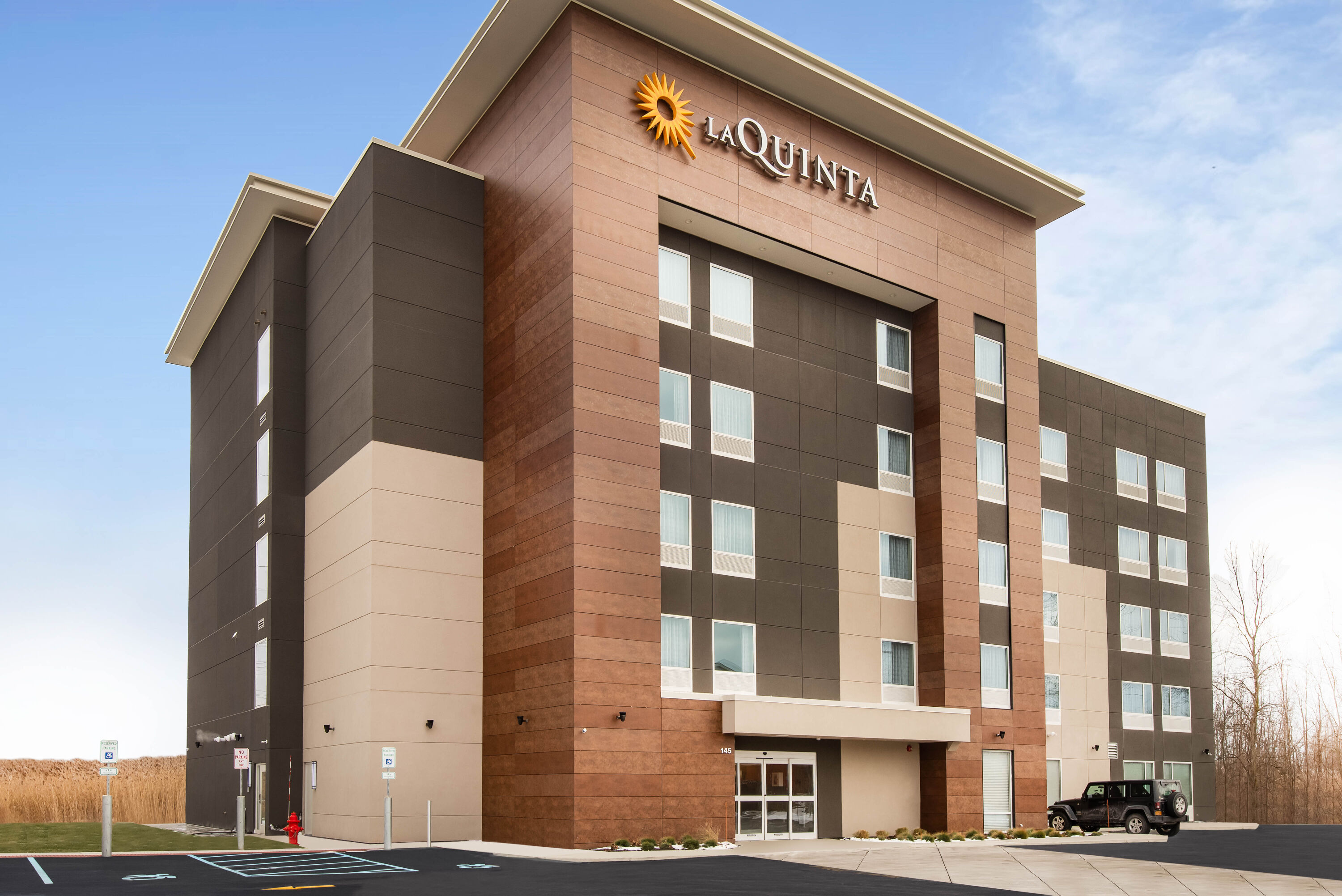 La Quinta Inn & Suites Wyndham Buffalo Amherst | Buffalo, NY